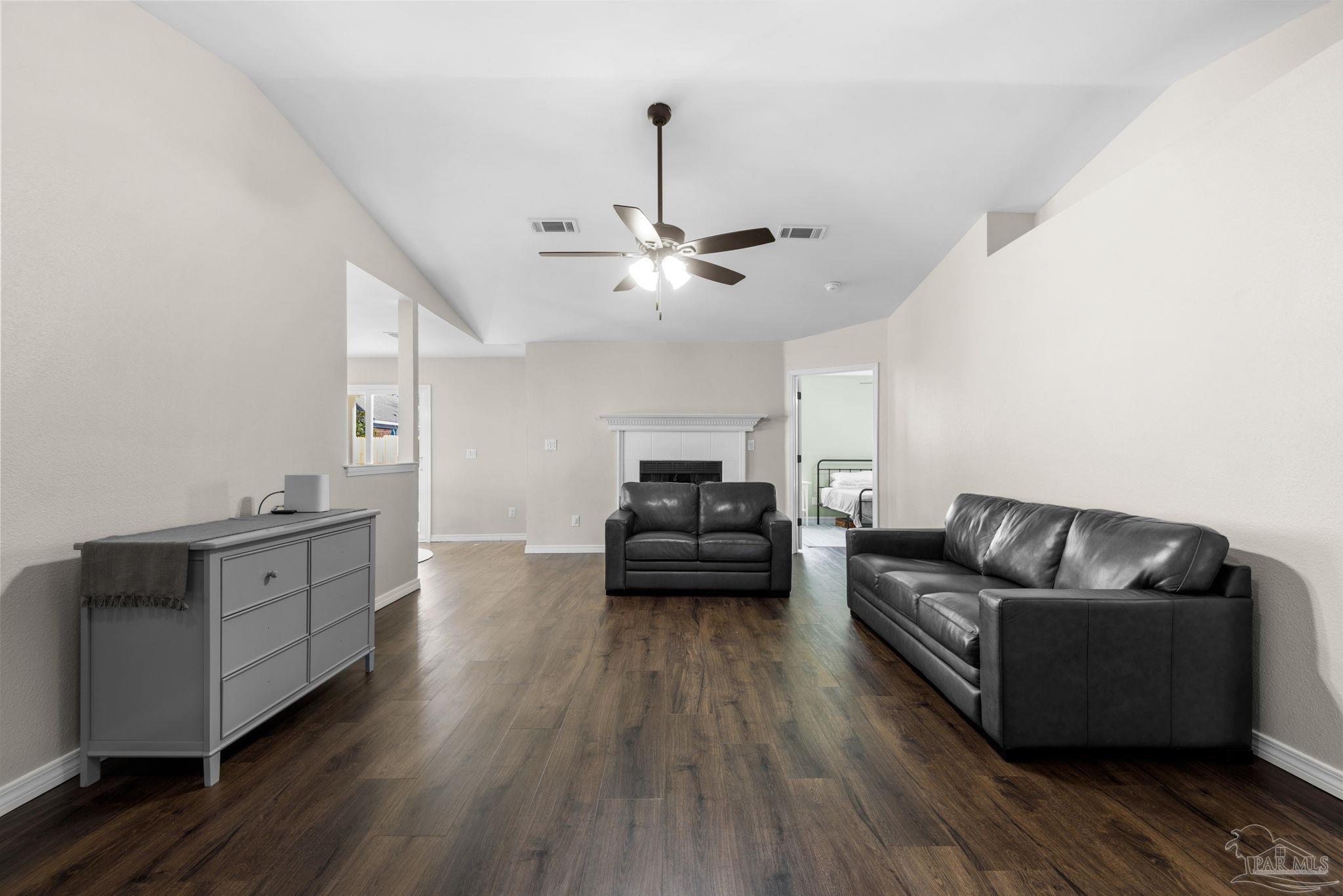 1502 College Pkwy