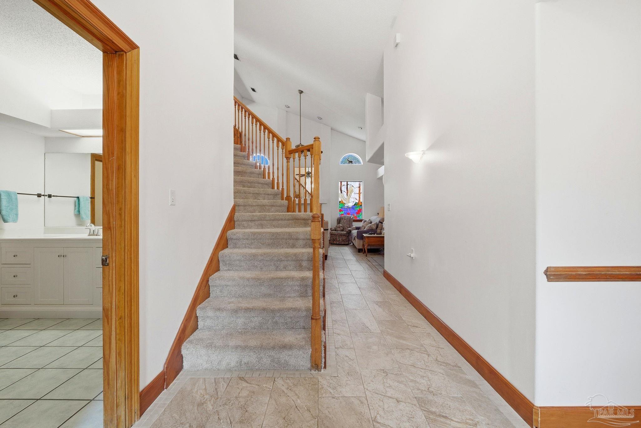 9456 Kainui Dr