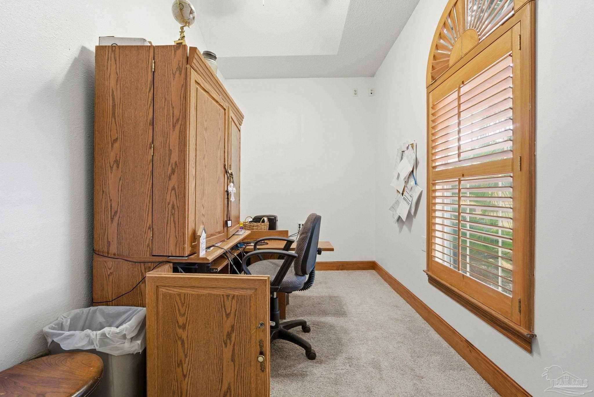 9456 Kainui Dr
