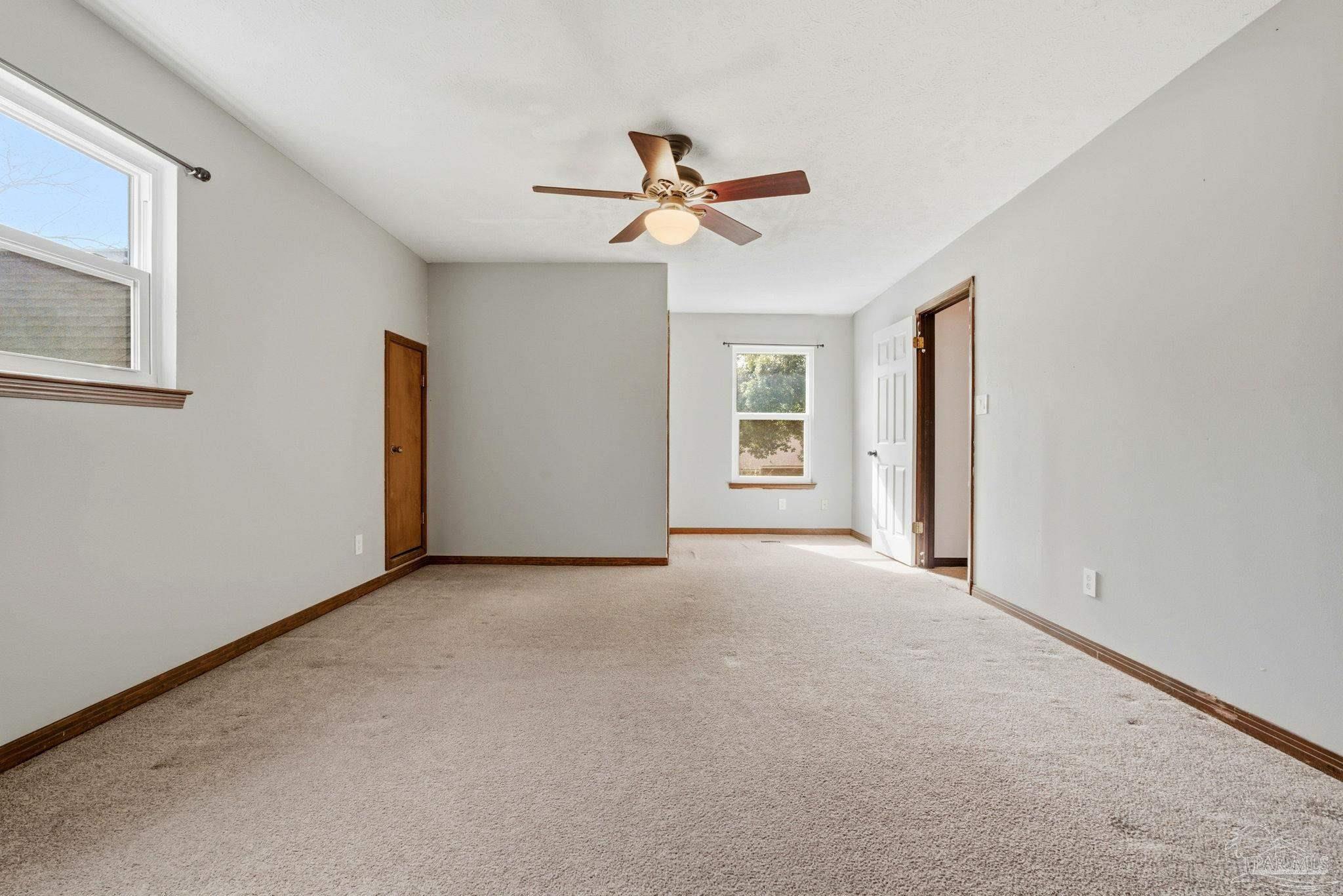2165 Cliffbrook Ave