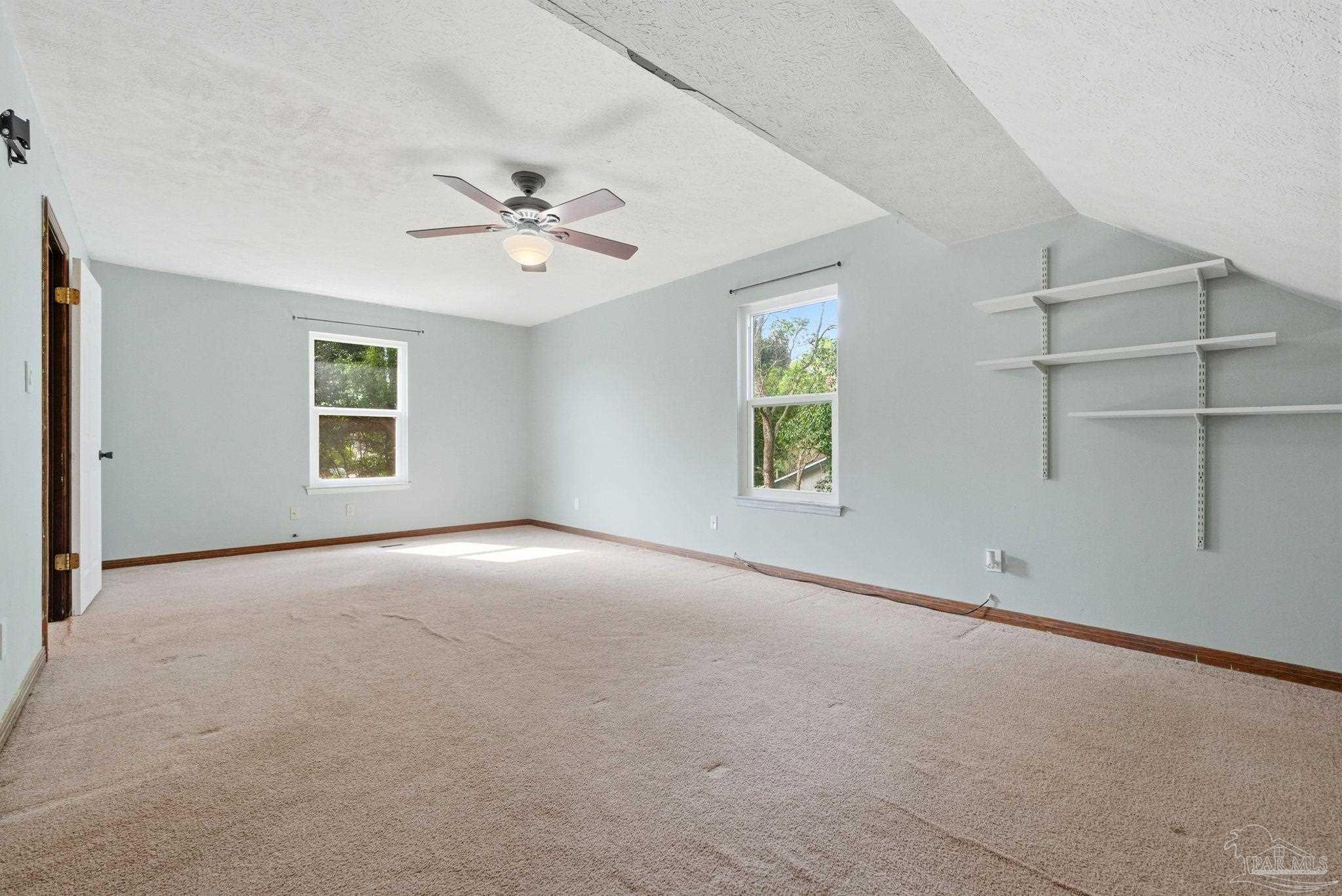 2165 Cliffbrook Ave