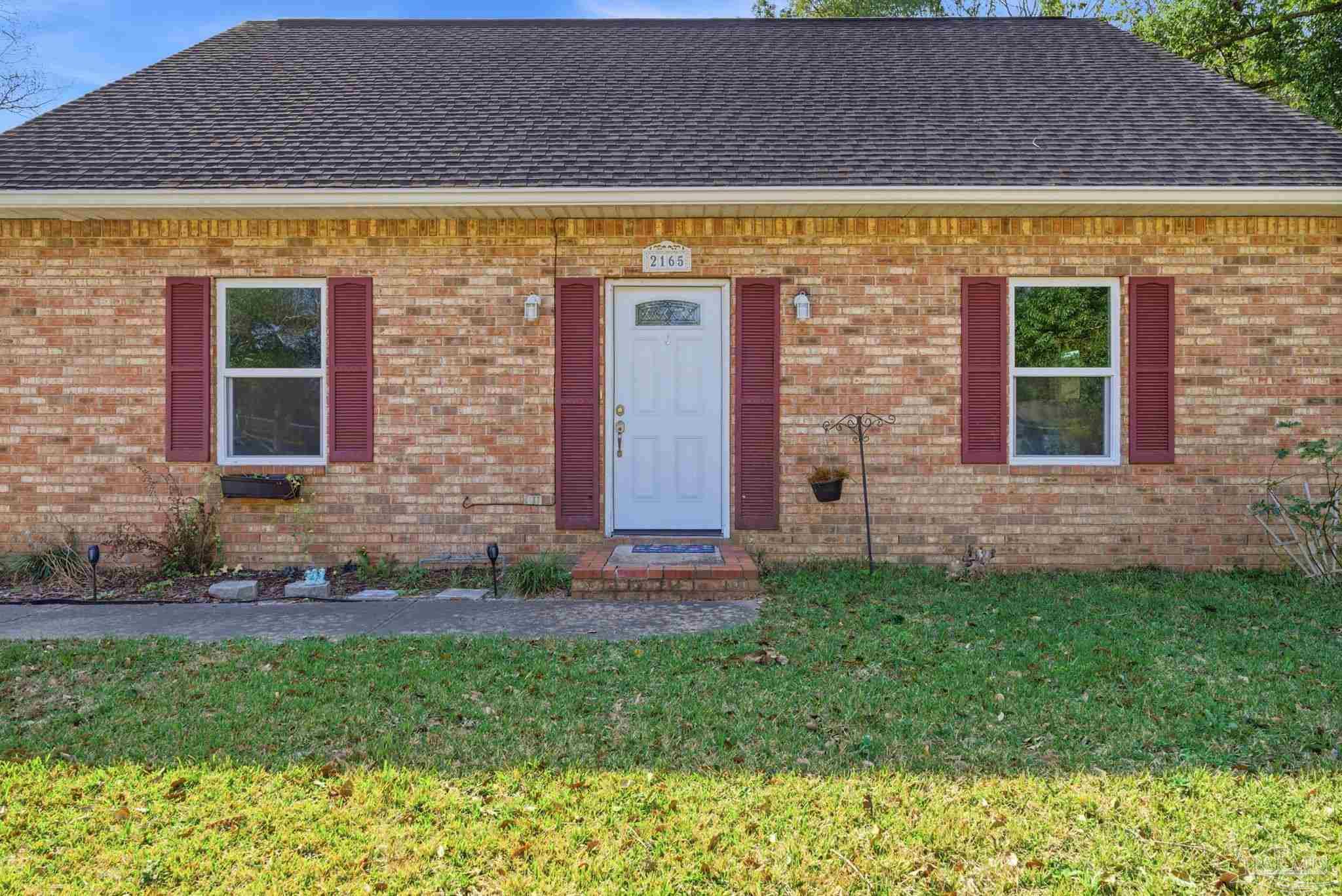 2165 Cliffbrook Ave