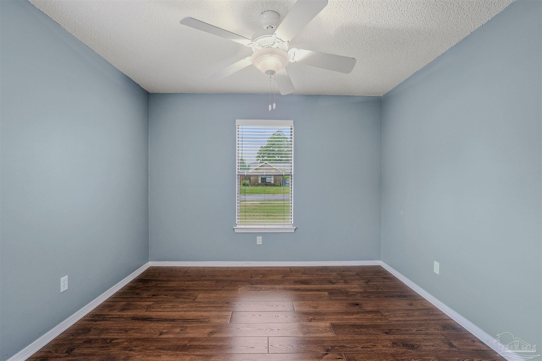 4785 Tami Ln