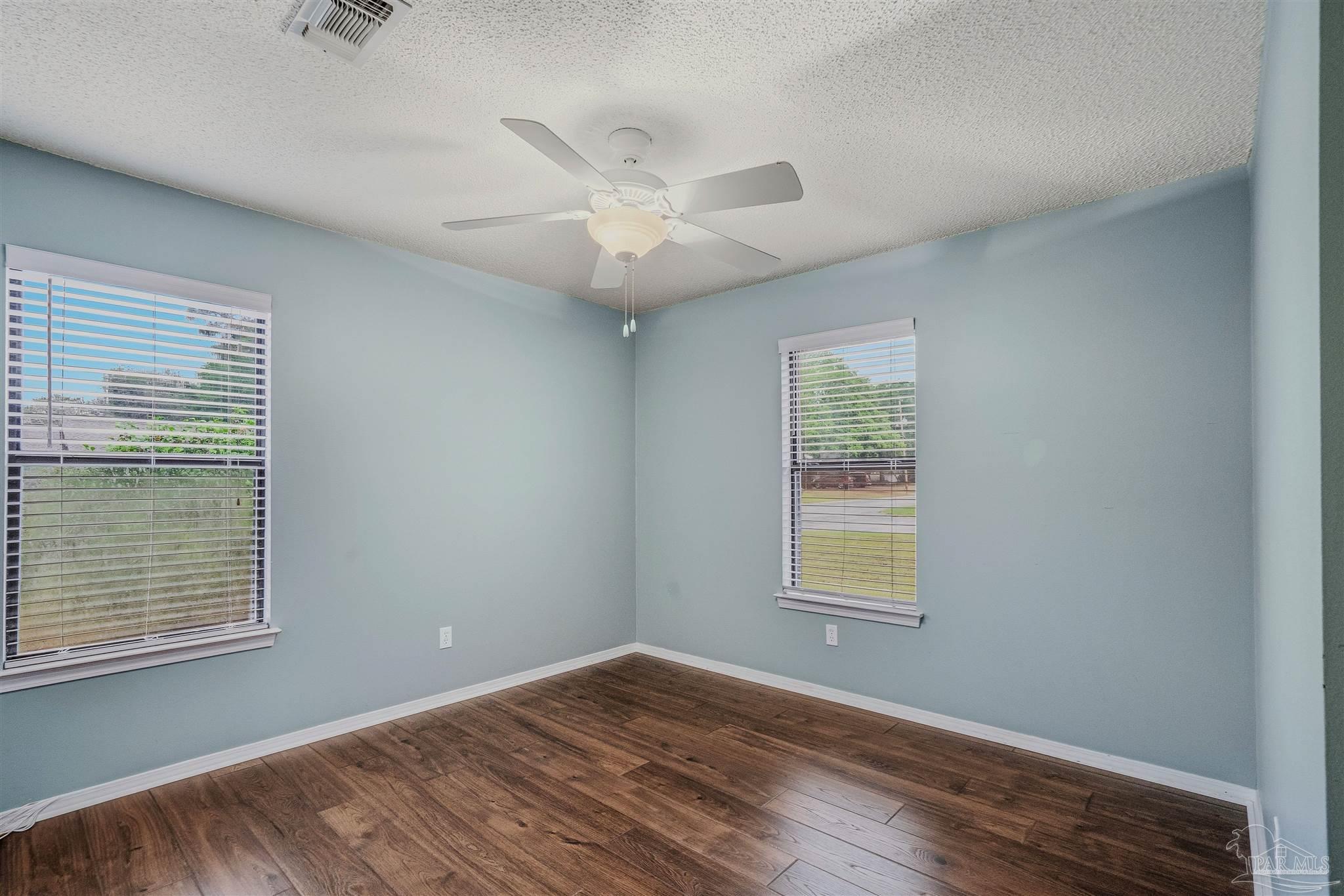 4785 Tami Ln