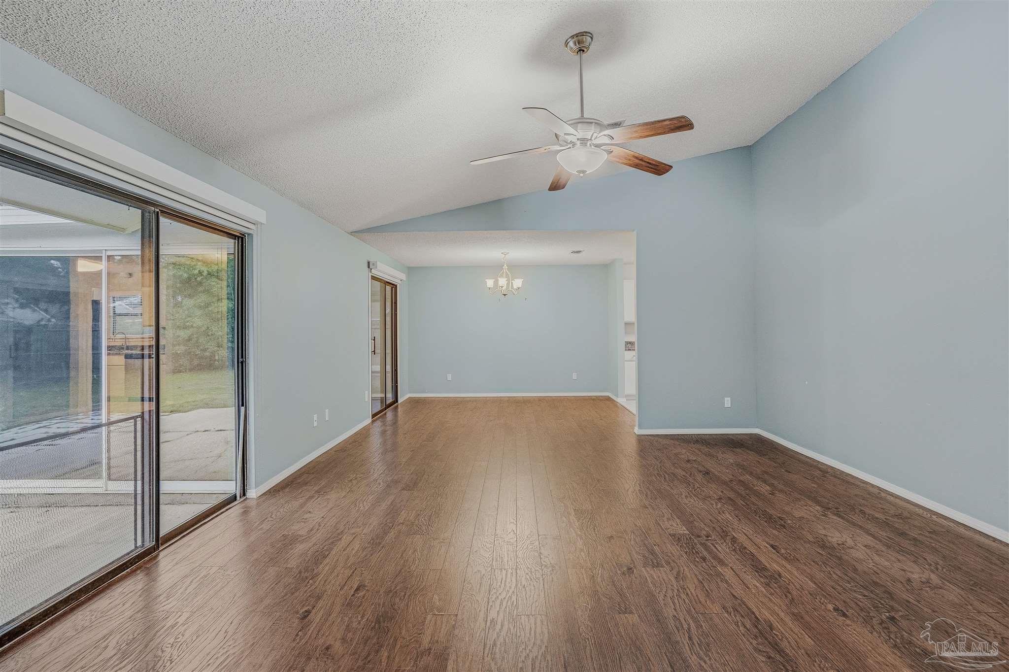 4785 Tami Ln
