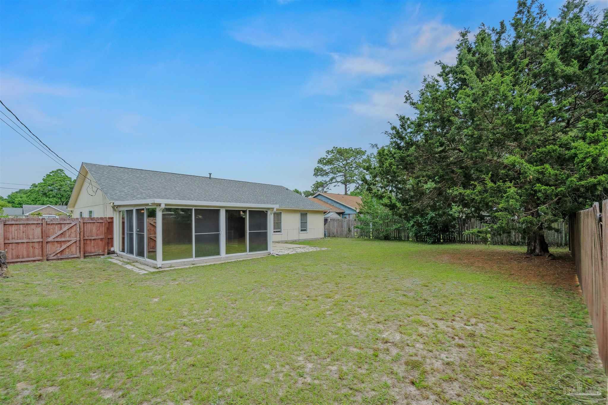 4785 Tami Ln