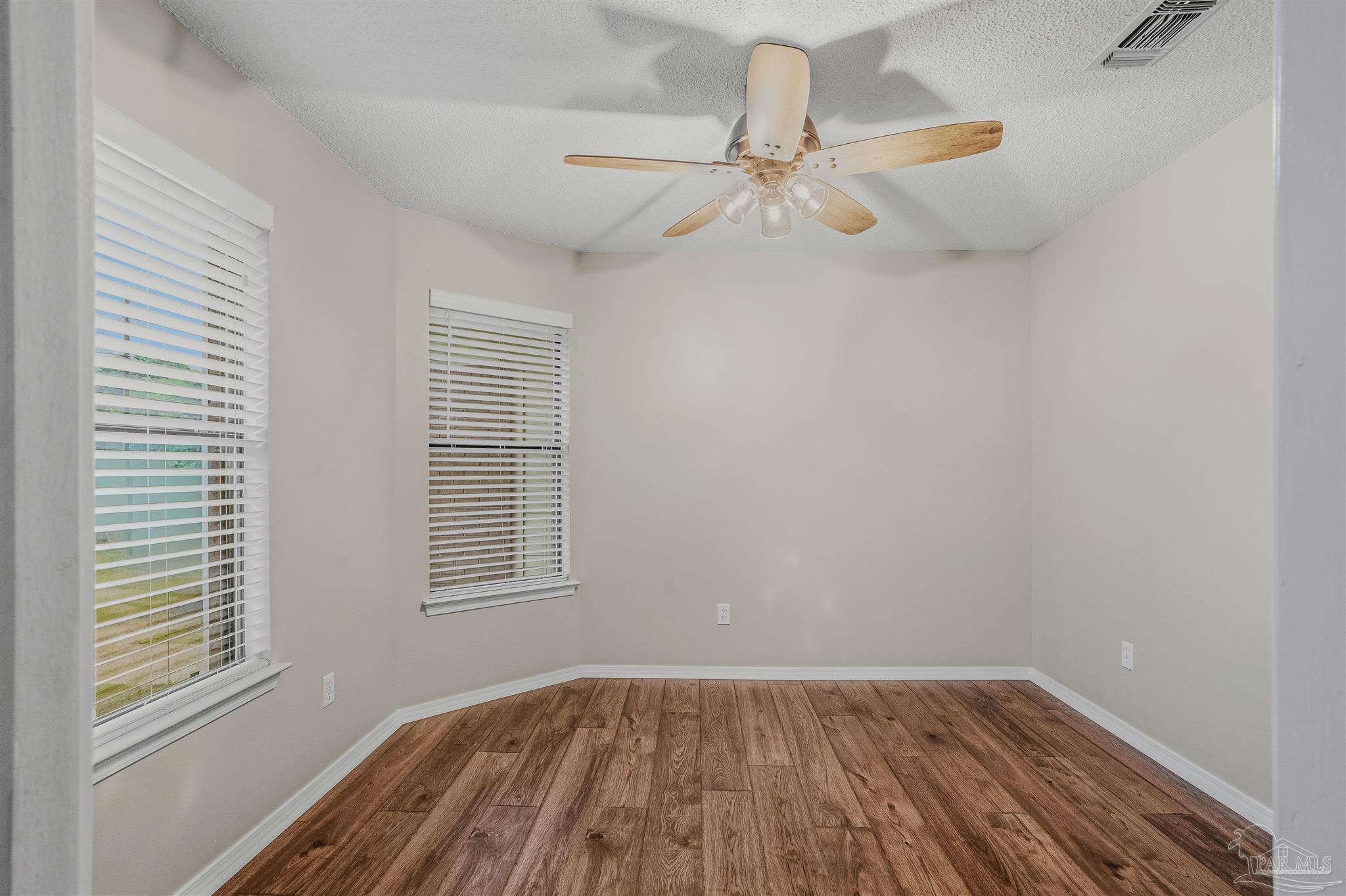 4785 Tami Ln