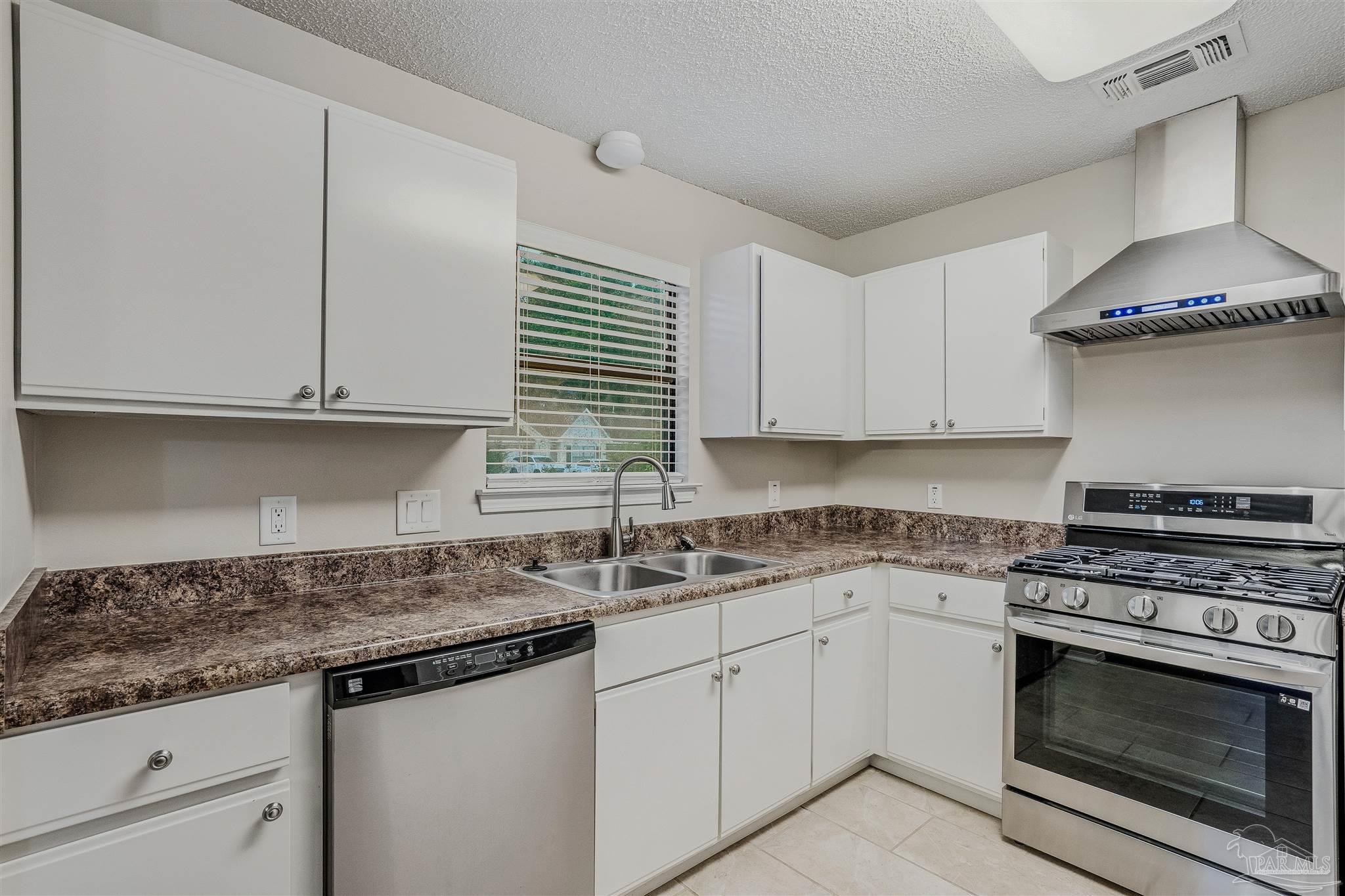 4785 Tami Ln