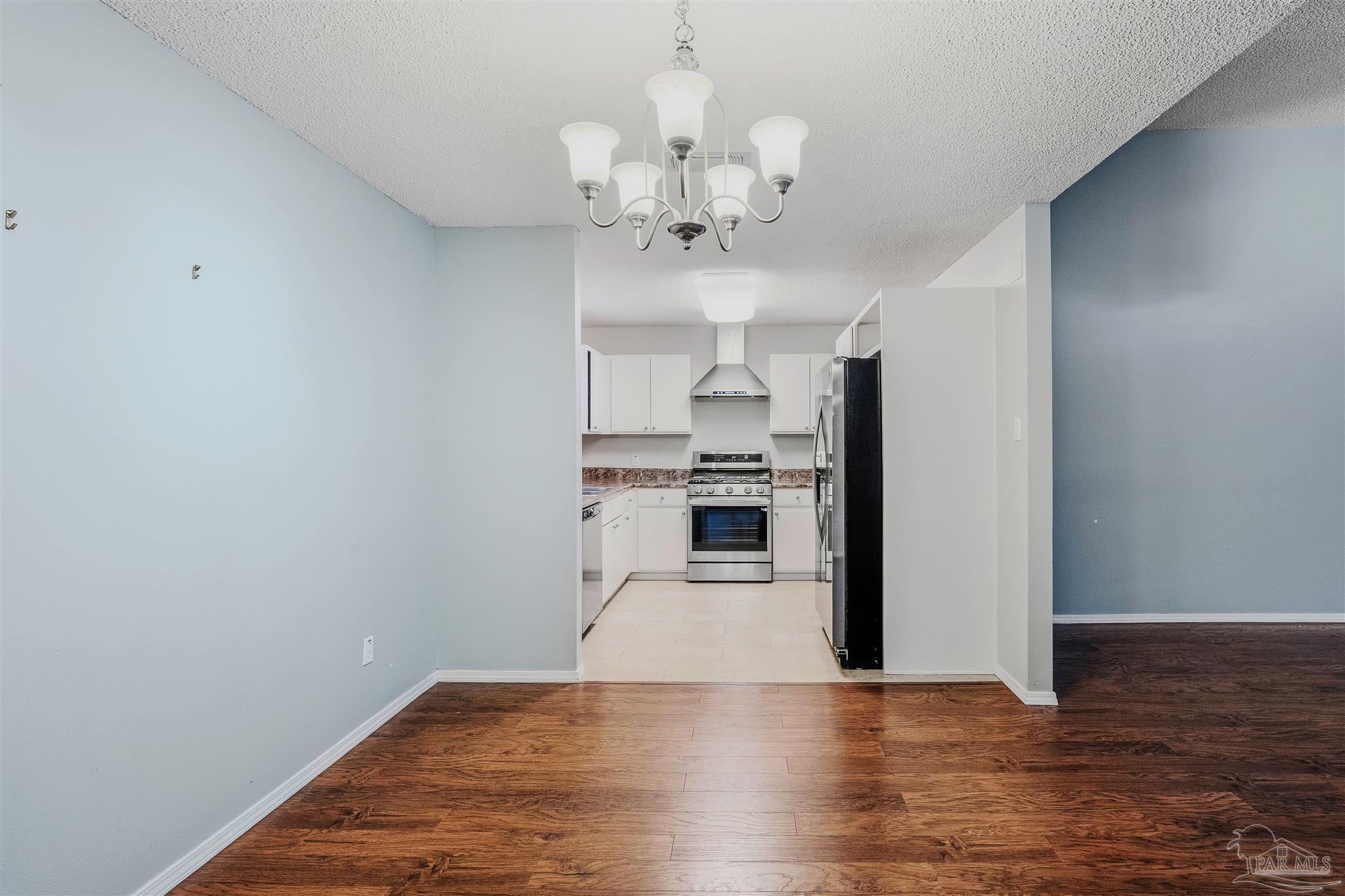 4785 Tami Ln