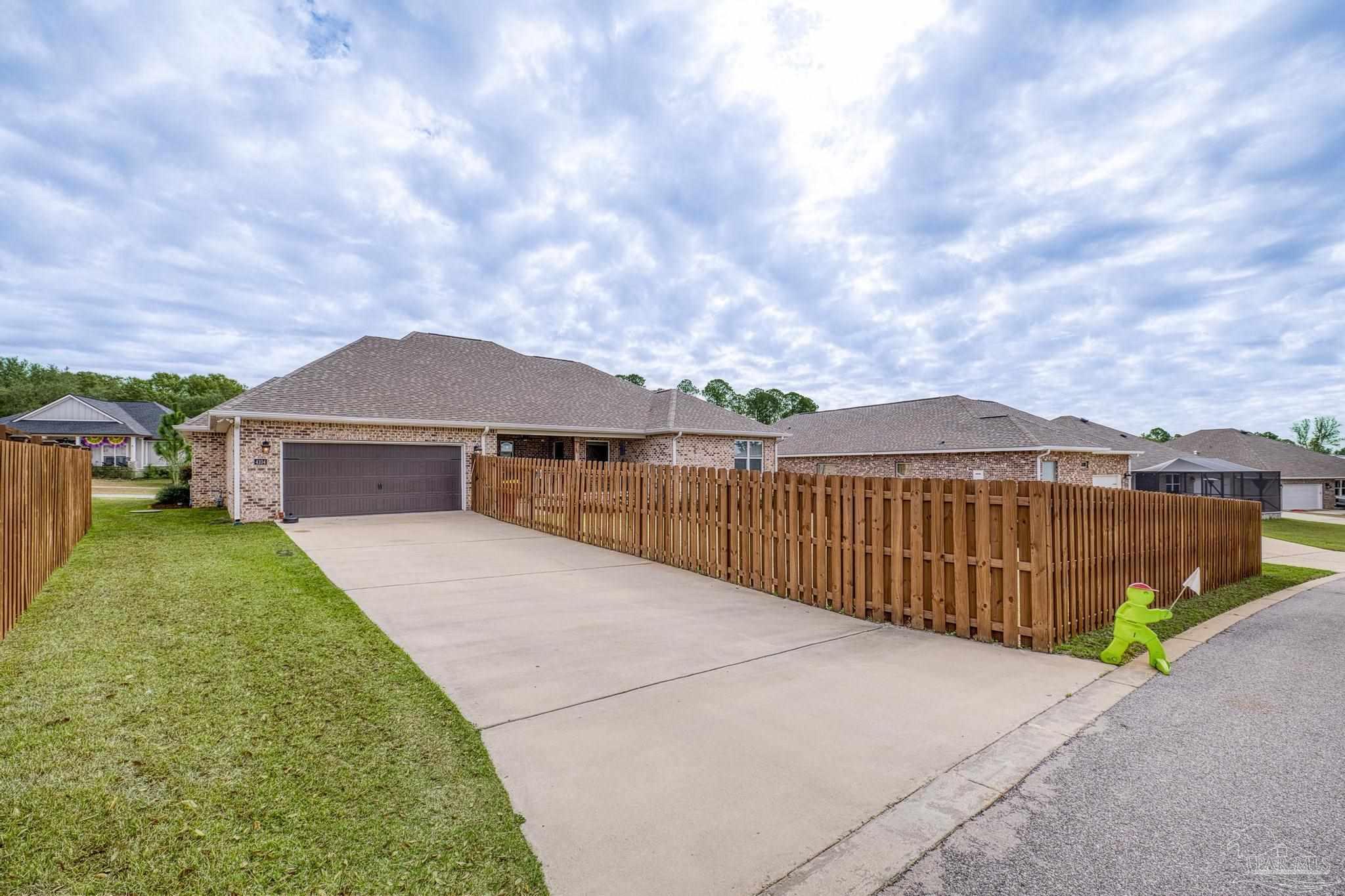 4104 Lower Walk Ln