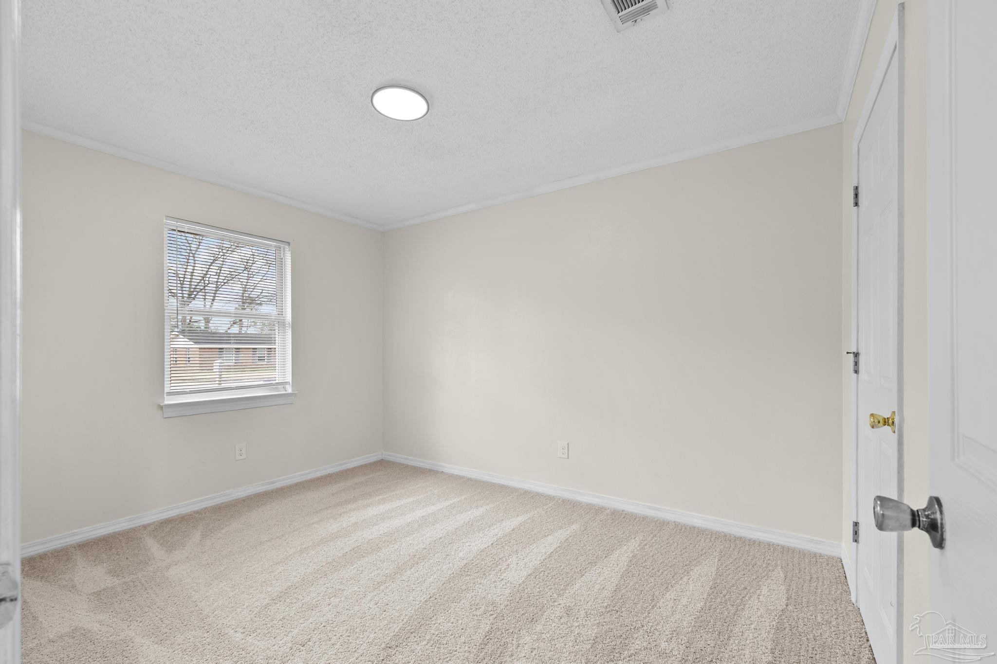 336 Crestfield Cir