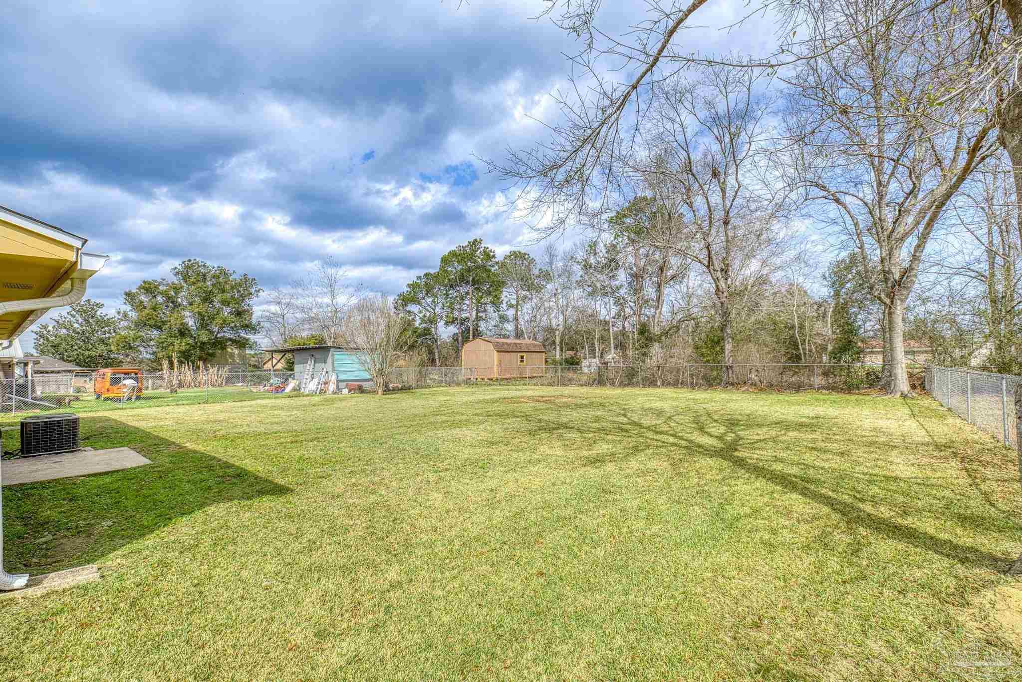 336 Crestfield Cir