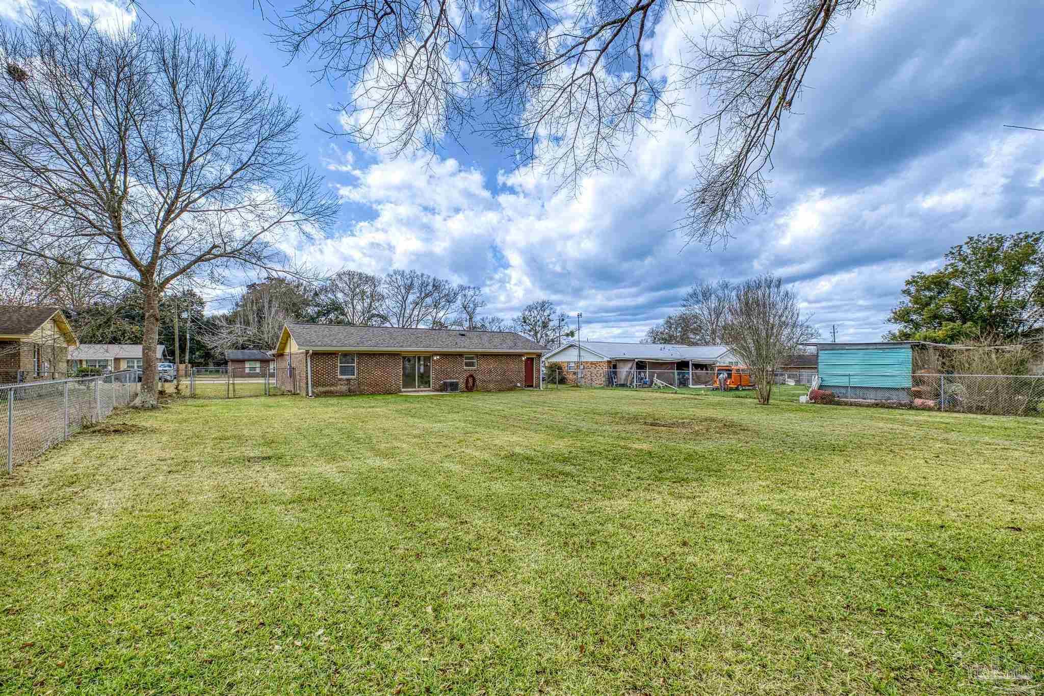 336 Crestfield Cir