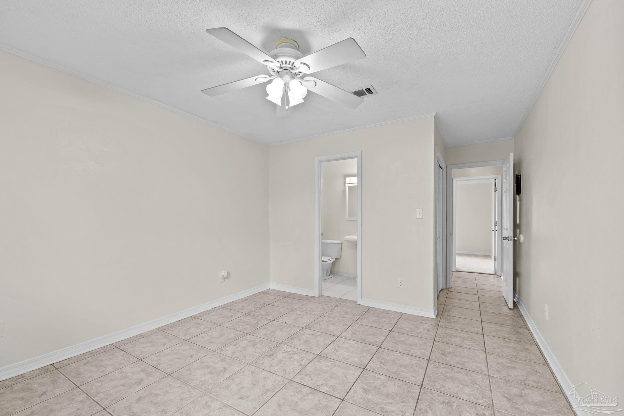 336 Crestfield Cir