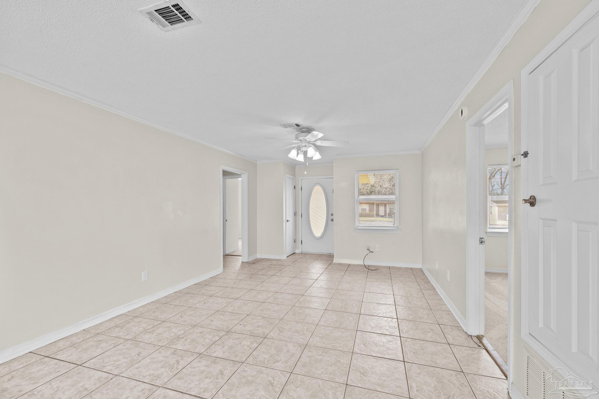 336 Crestfield Cir