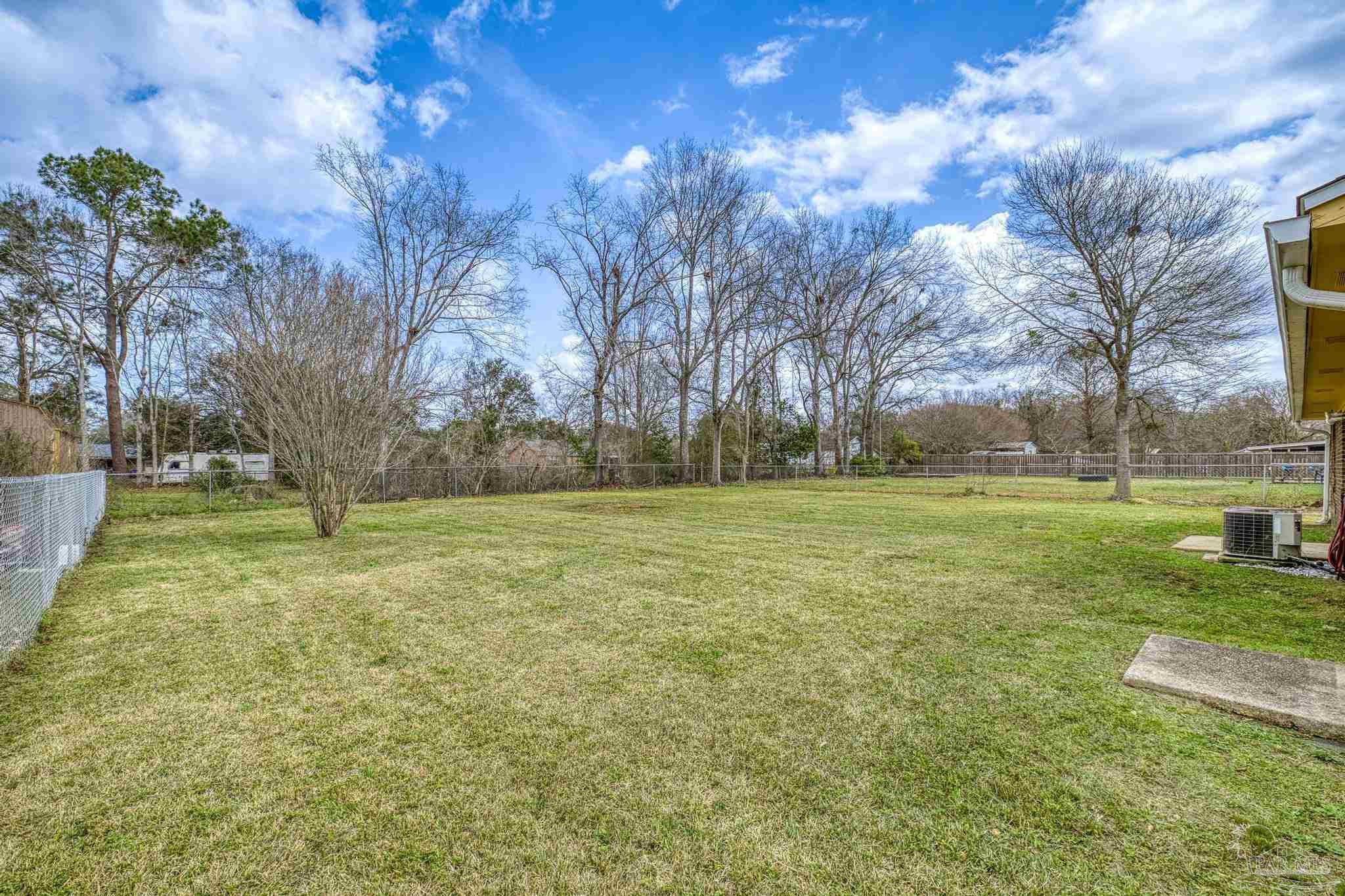 336 Crestfield Cir