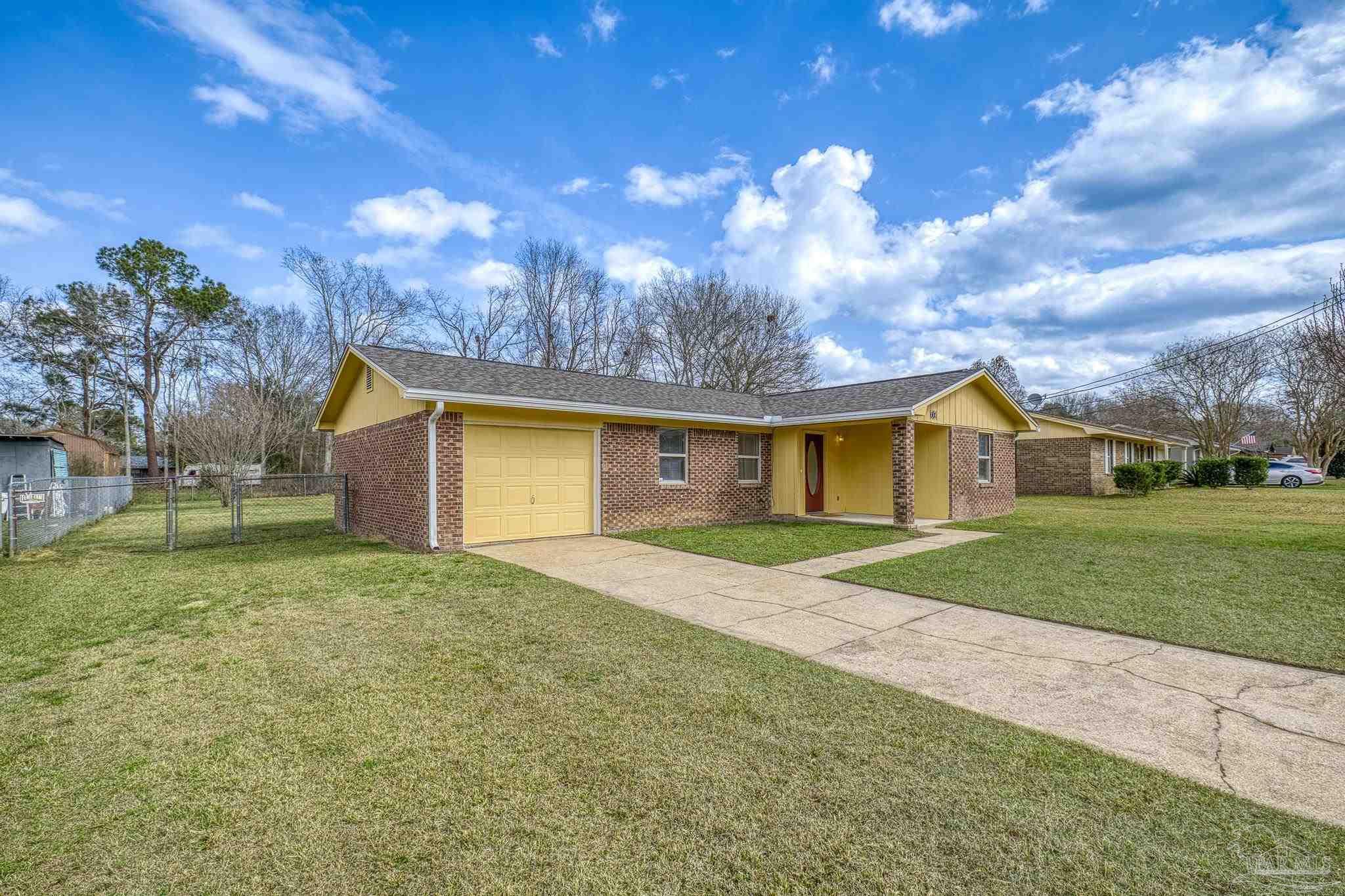 336 Crestfield Cir