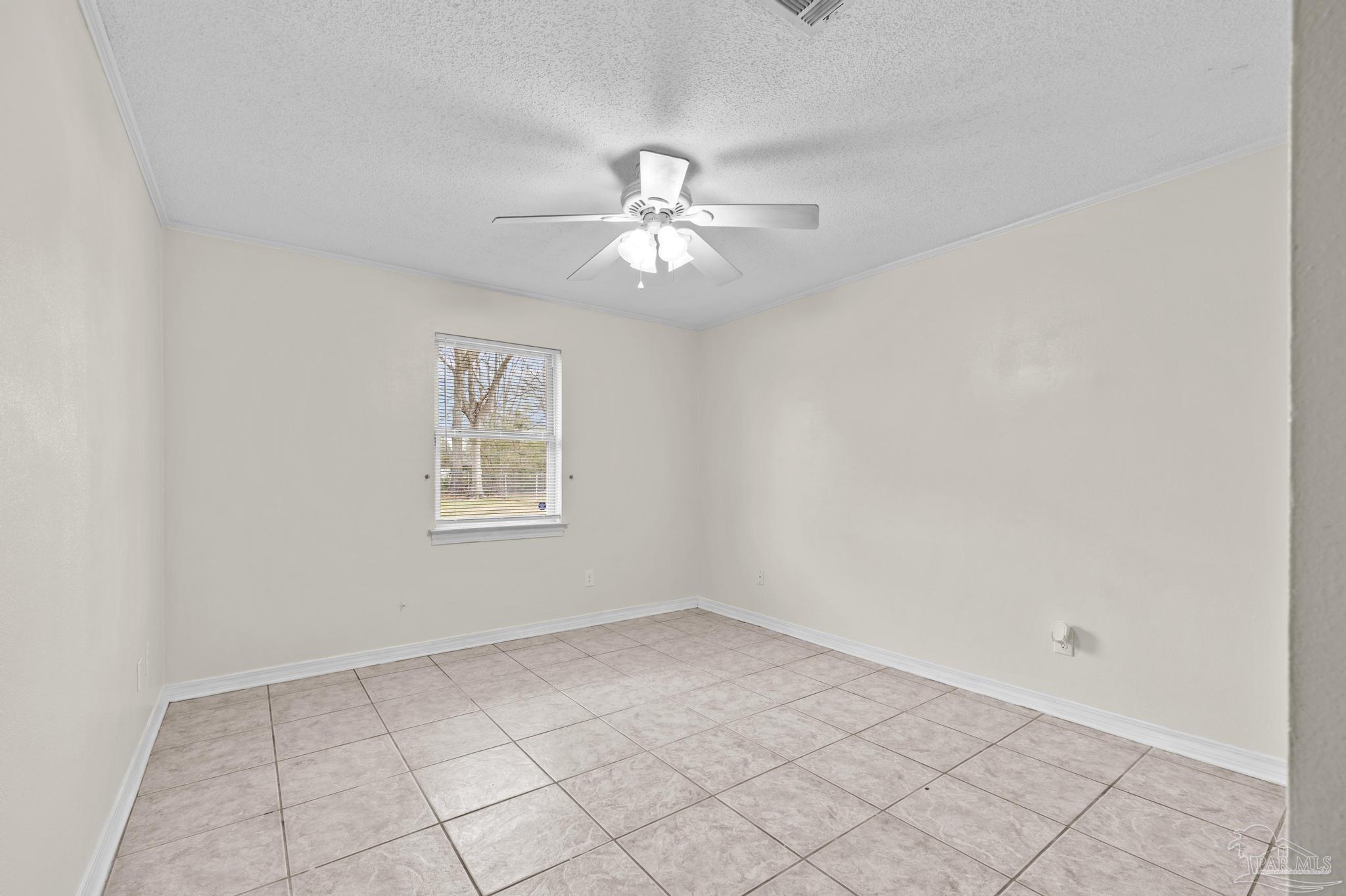 336 Crestfield Cir