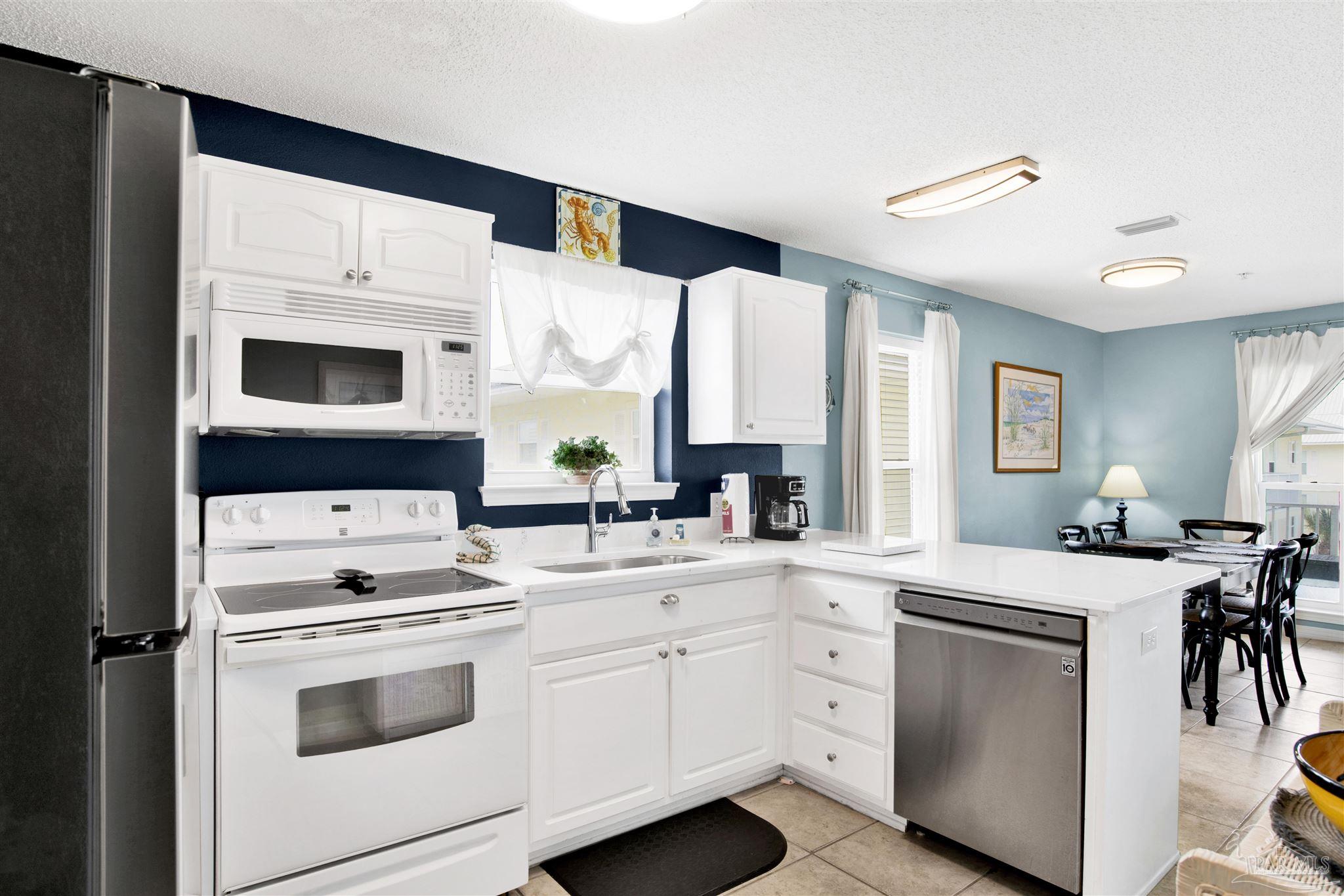 8436 Gulf Blvd # 634