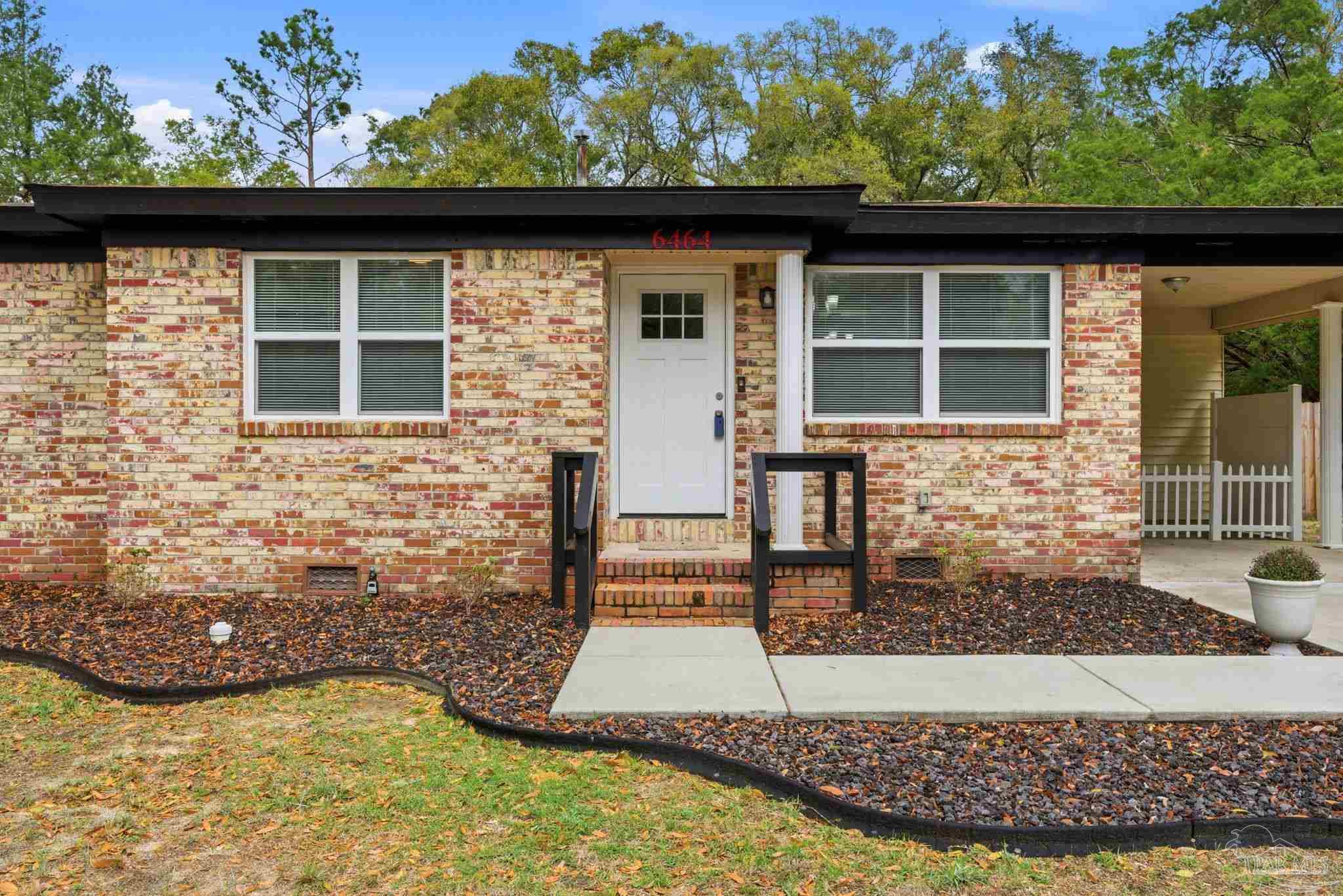 6464 Magnolia St