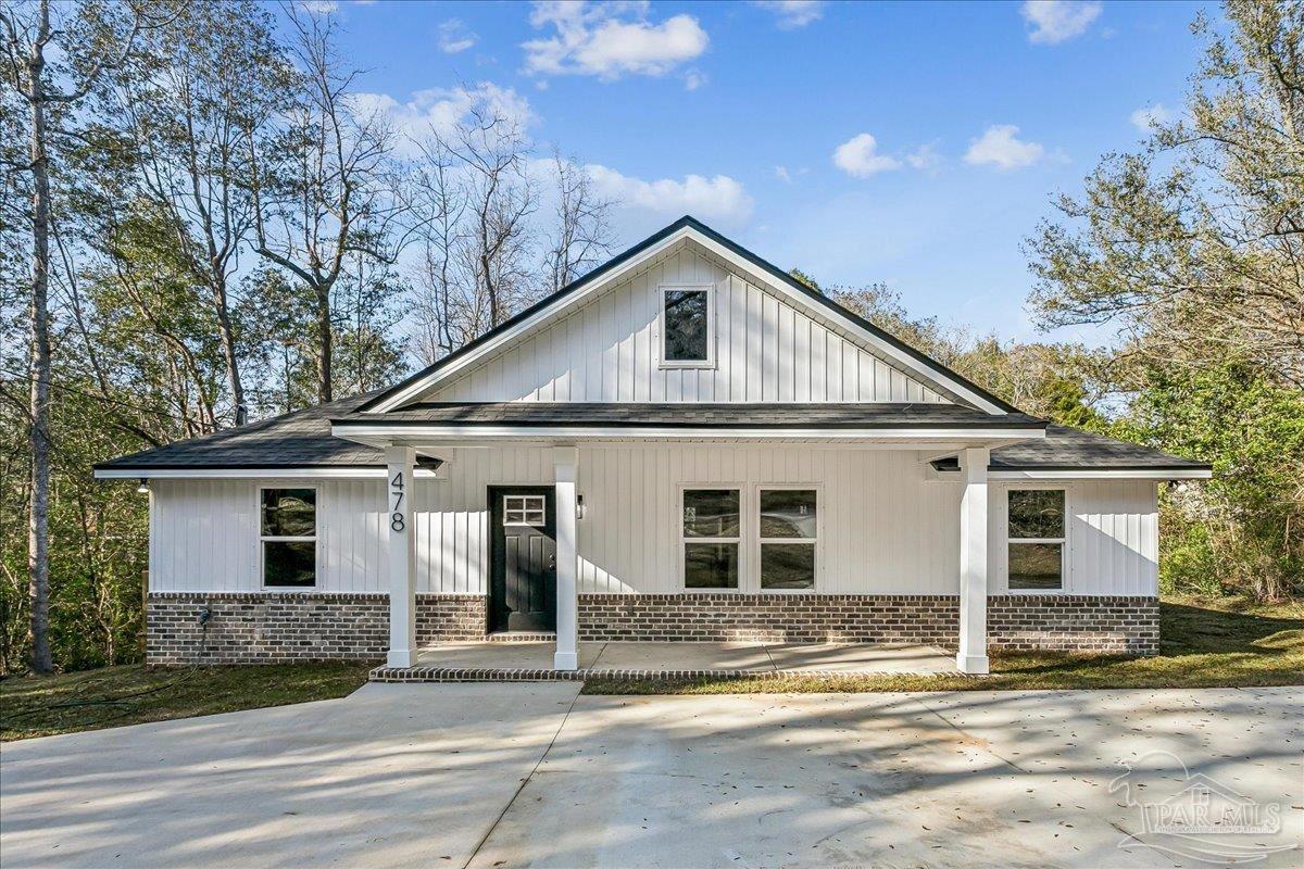 478 Ronda St