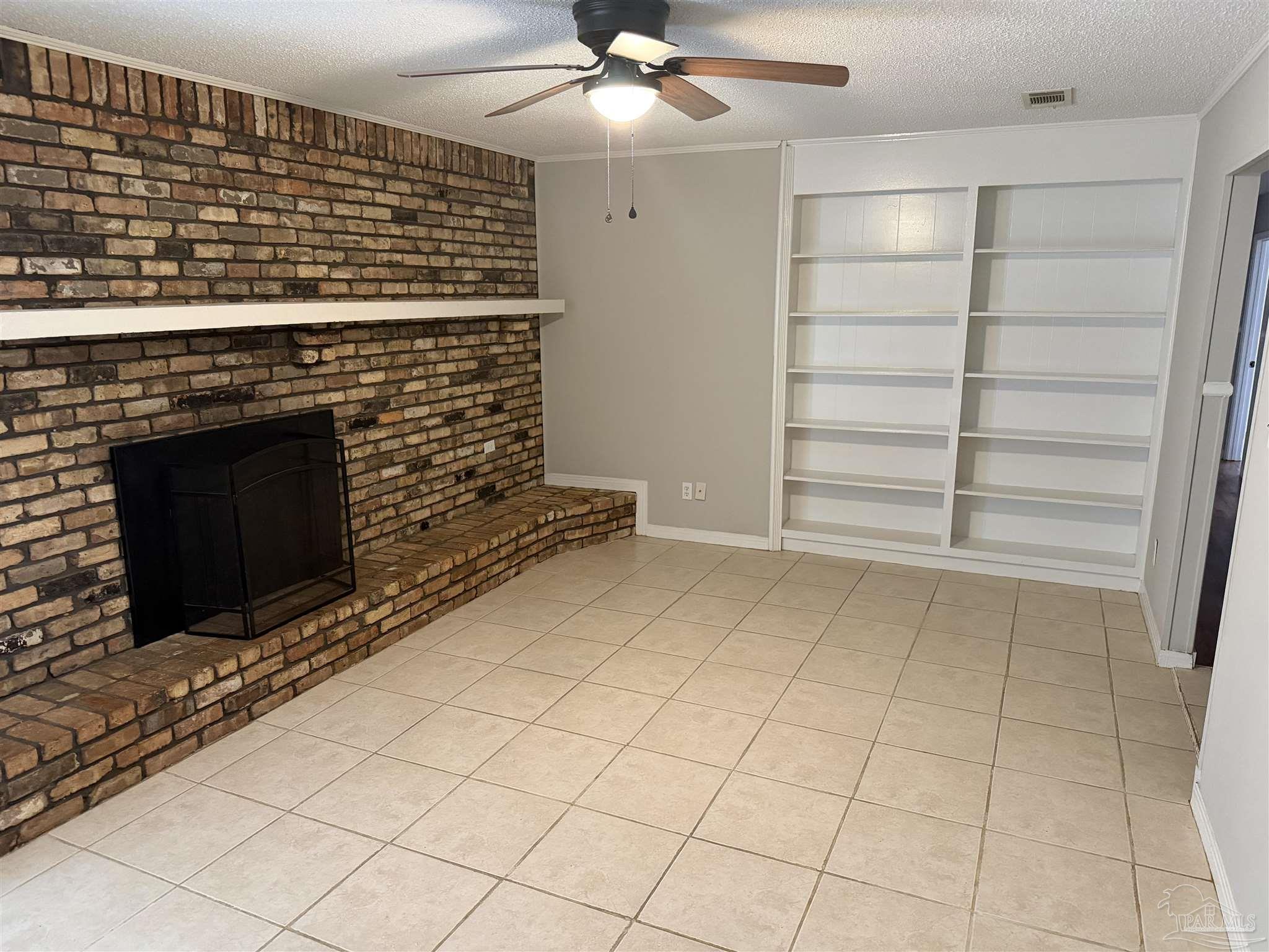 5905 Pamela Dr