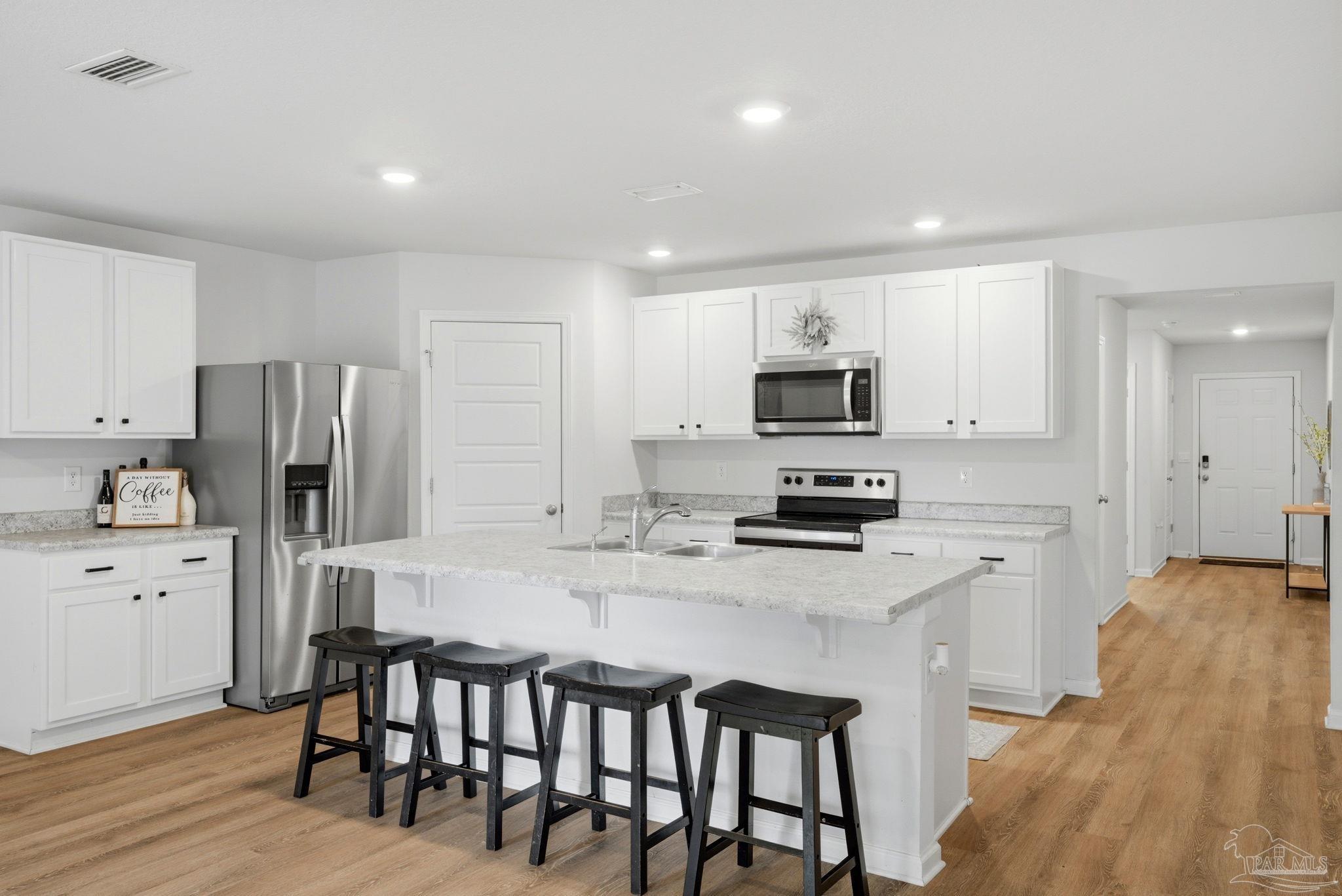 1900 High Ridge Ct