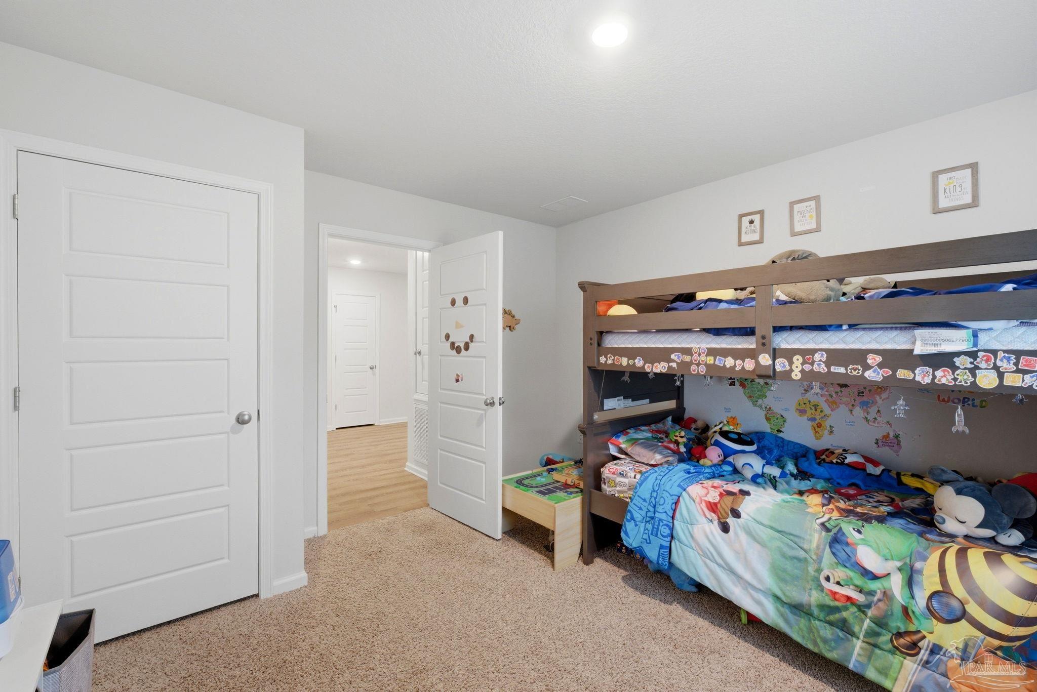 1900 High Ridge Ct