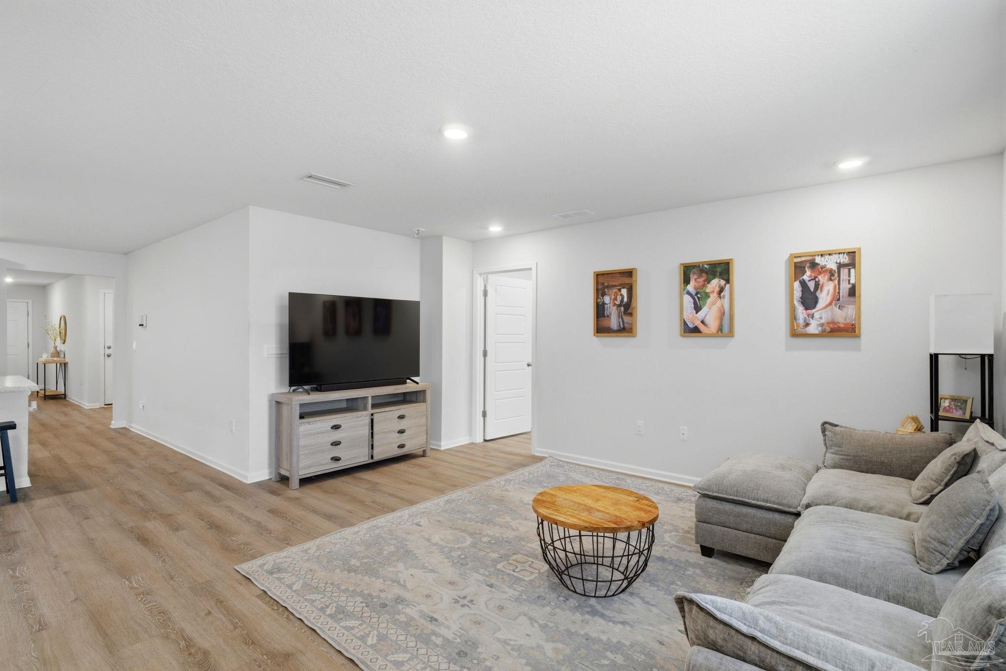 1900 High Ridge Ct