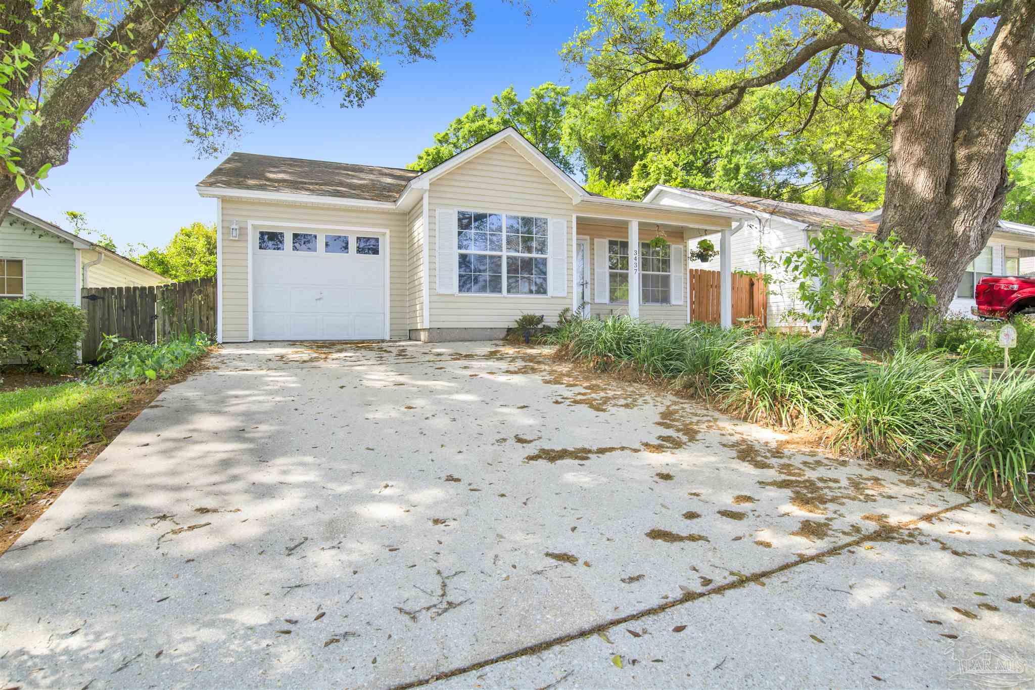 3437 Riverside Dr