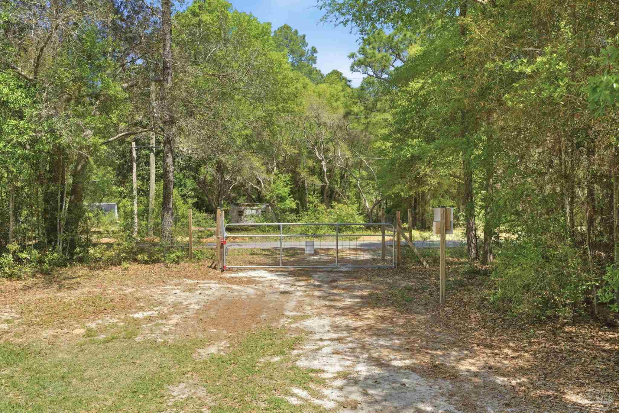 4729 Nichols Creek Rd