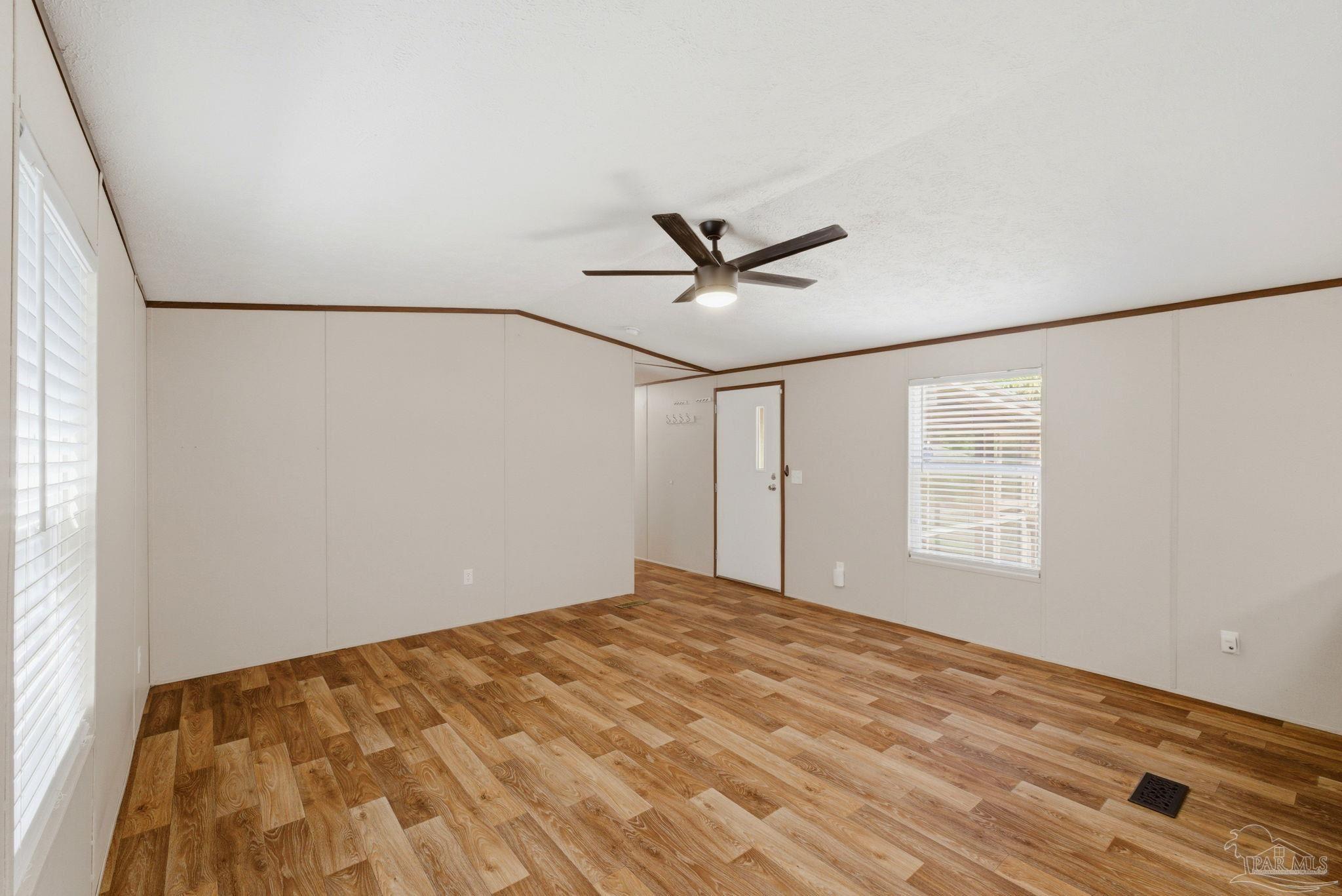 4729 Nichols Creek Rd