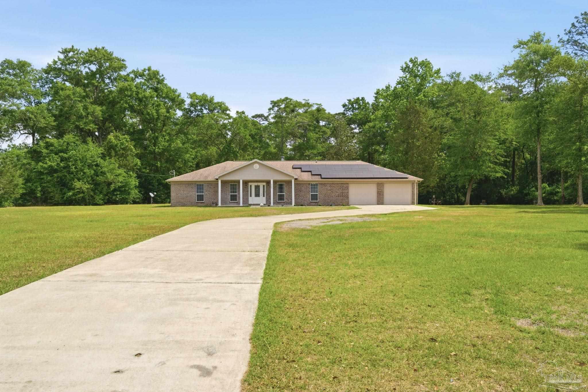 3082 Woodbury Cir