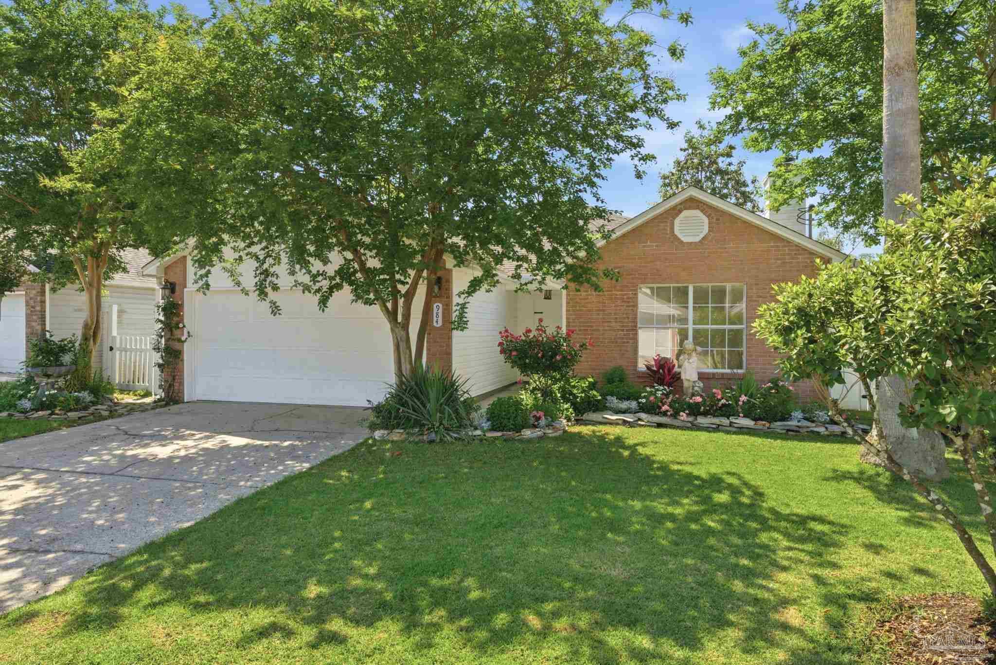 984 Southern Oaks Ct.