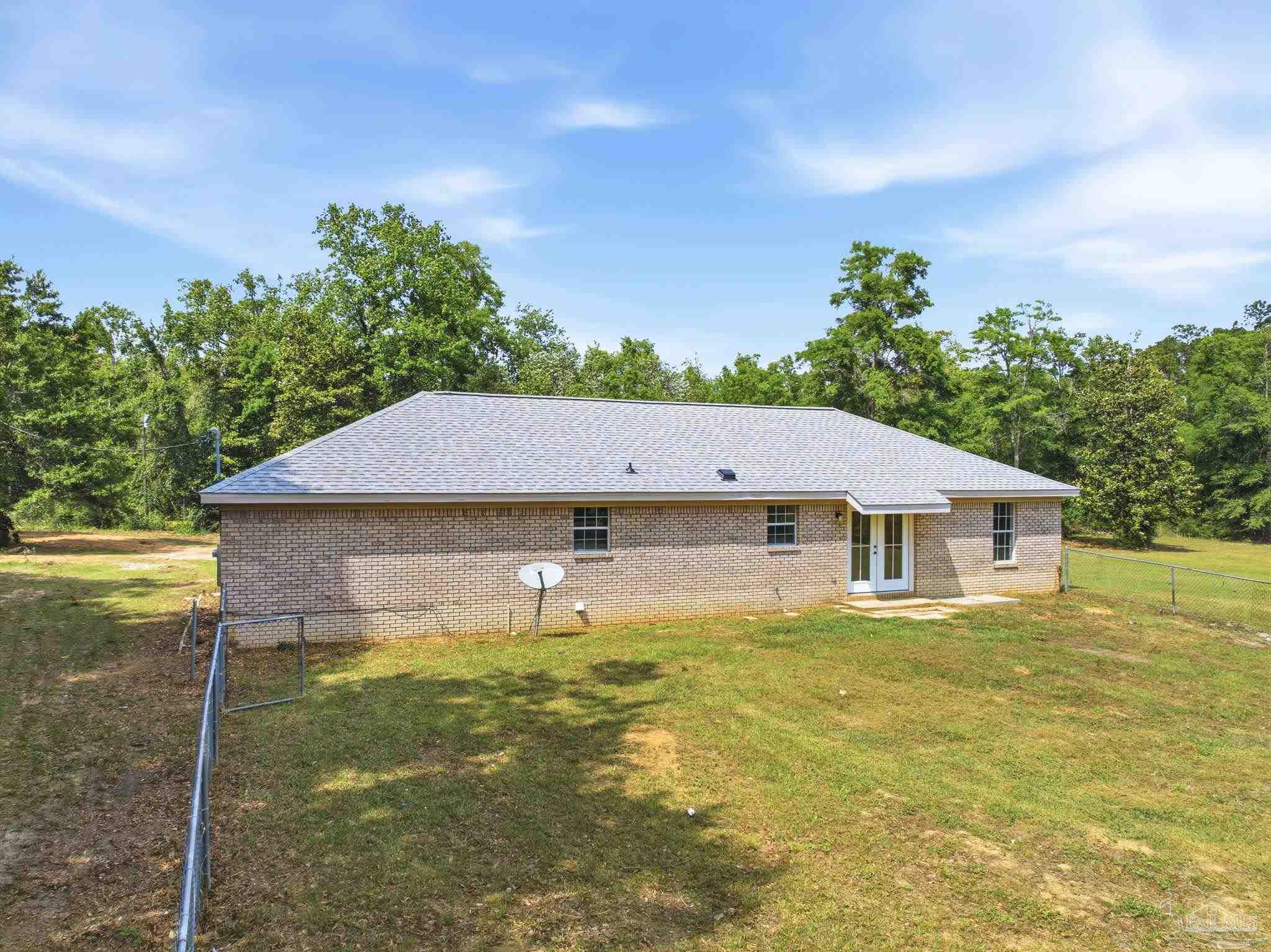 711 Nancy Ln