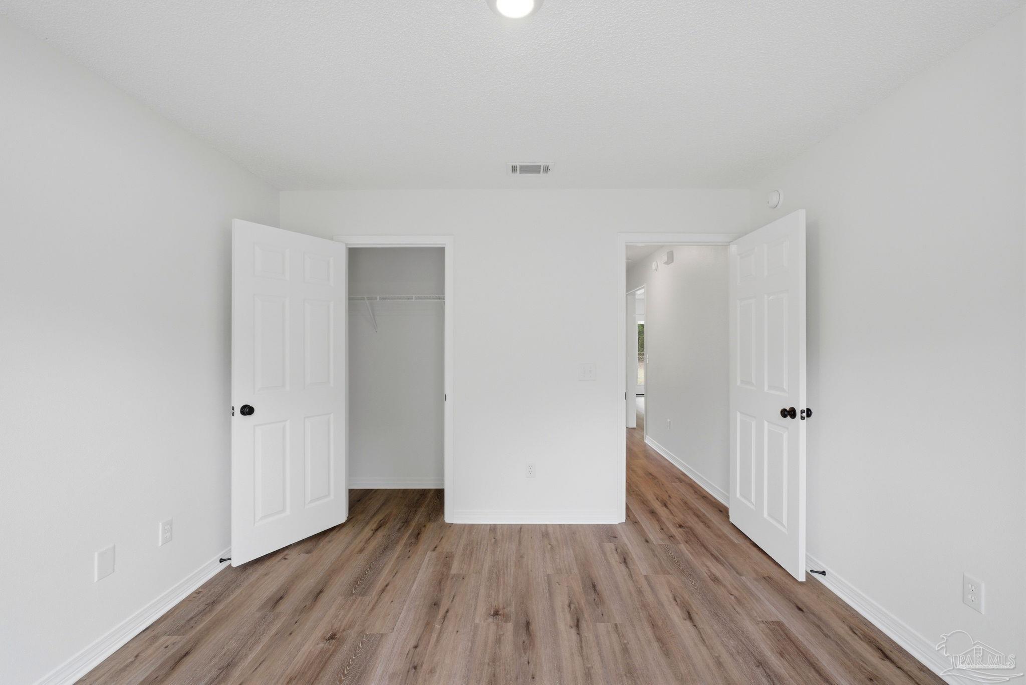 711 Nancy Ln
