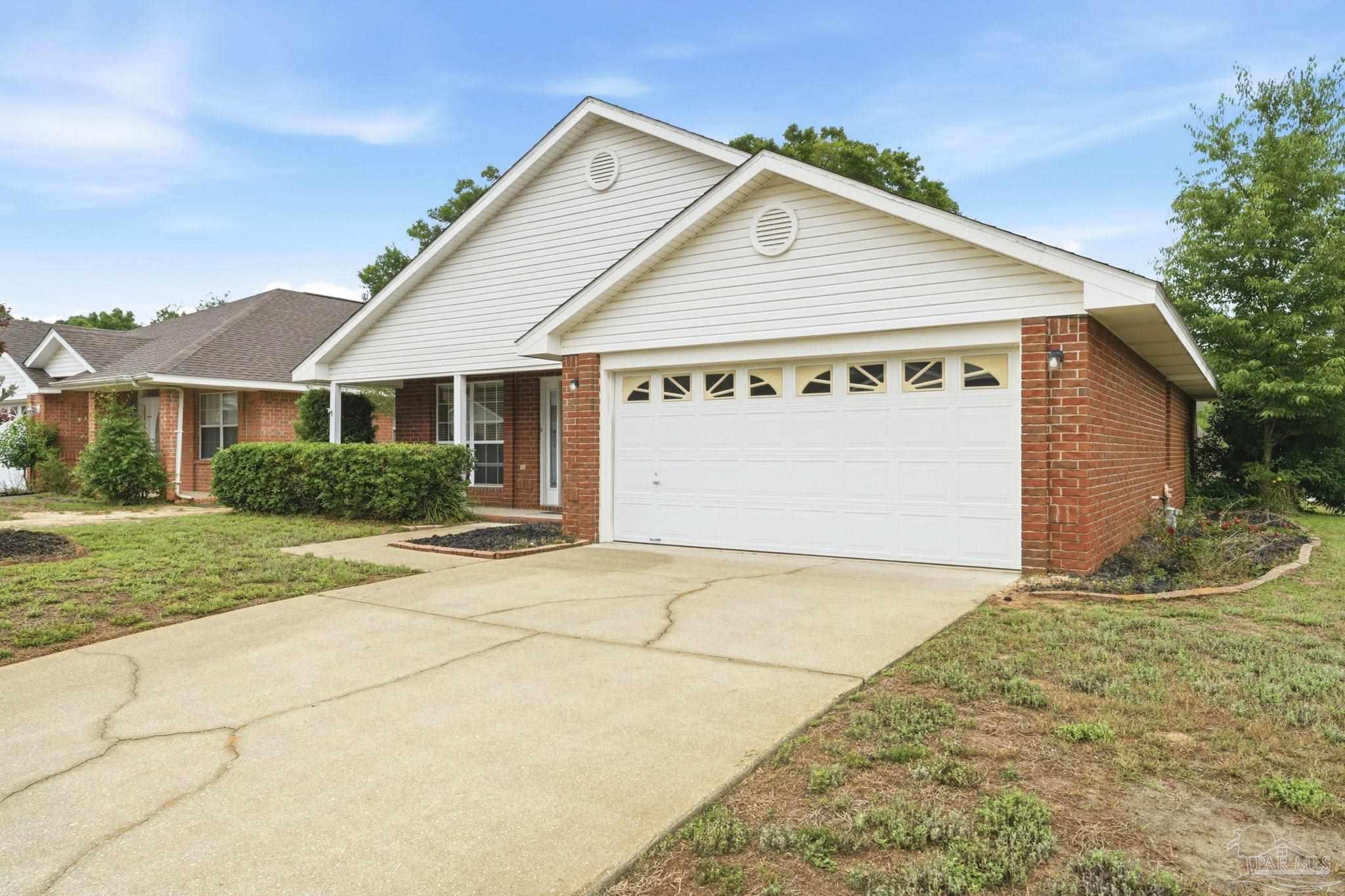 2528 Eclipse Ln