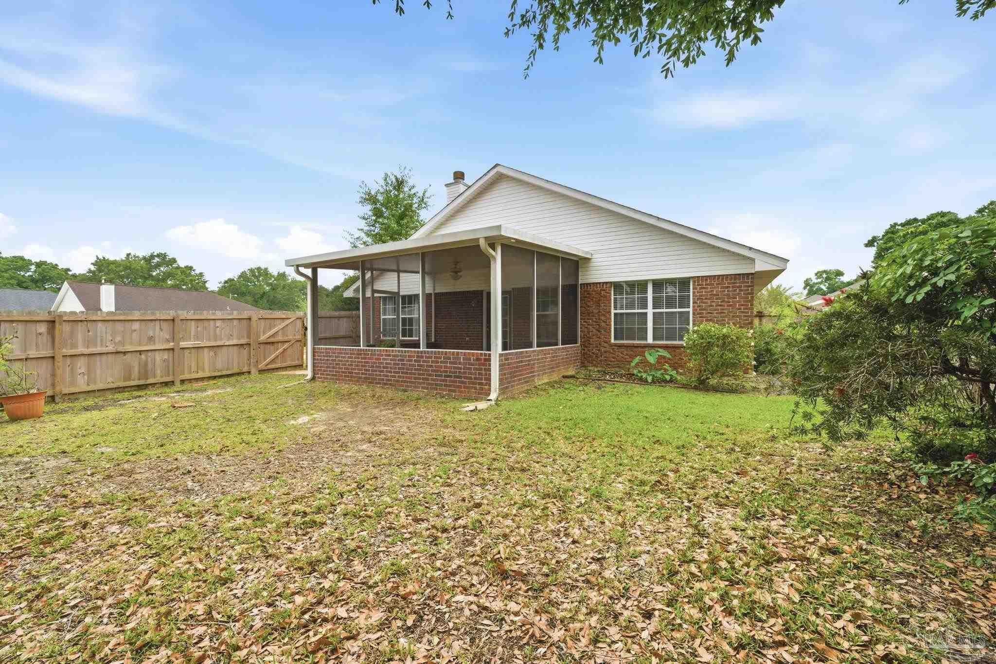 2528 Eclipse Ln