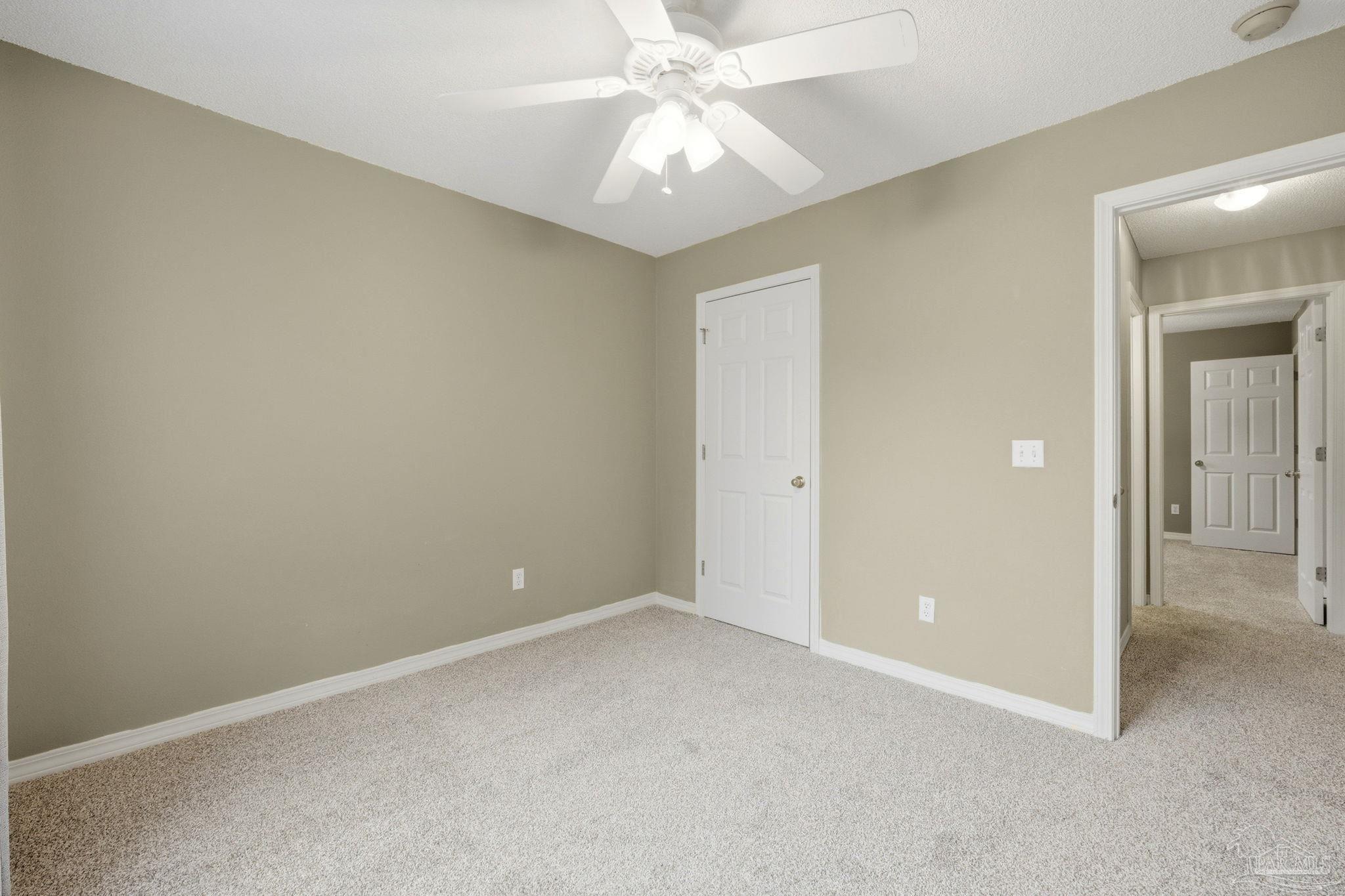 2528 Eclipse Ln