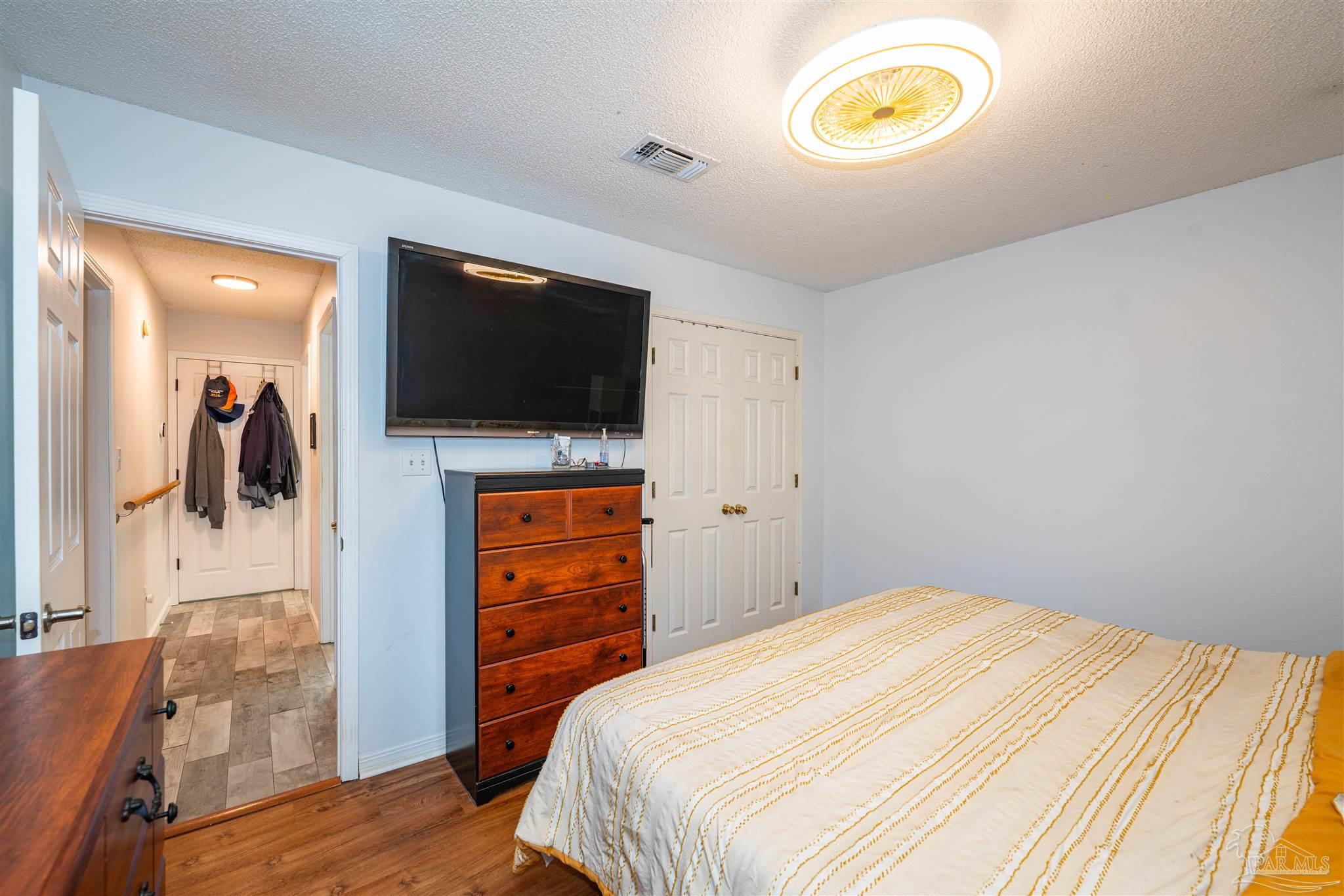 3607 Nighthawk Ln