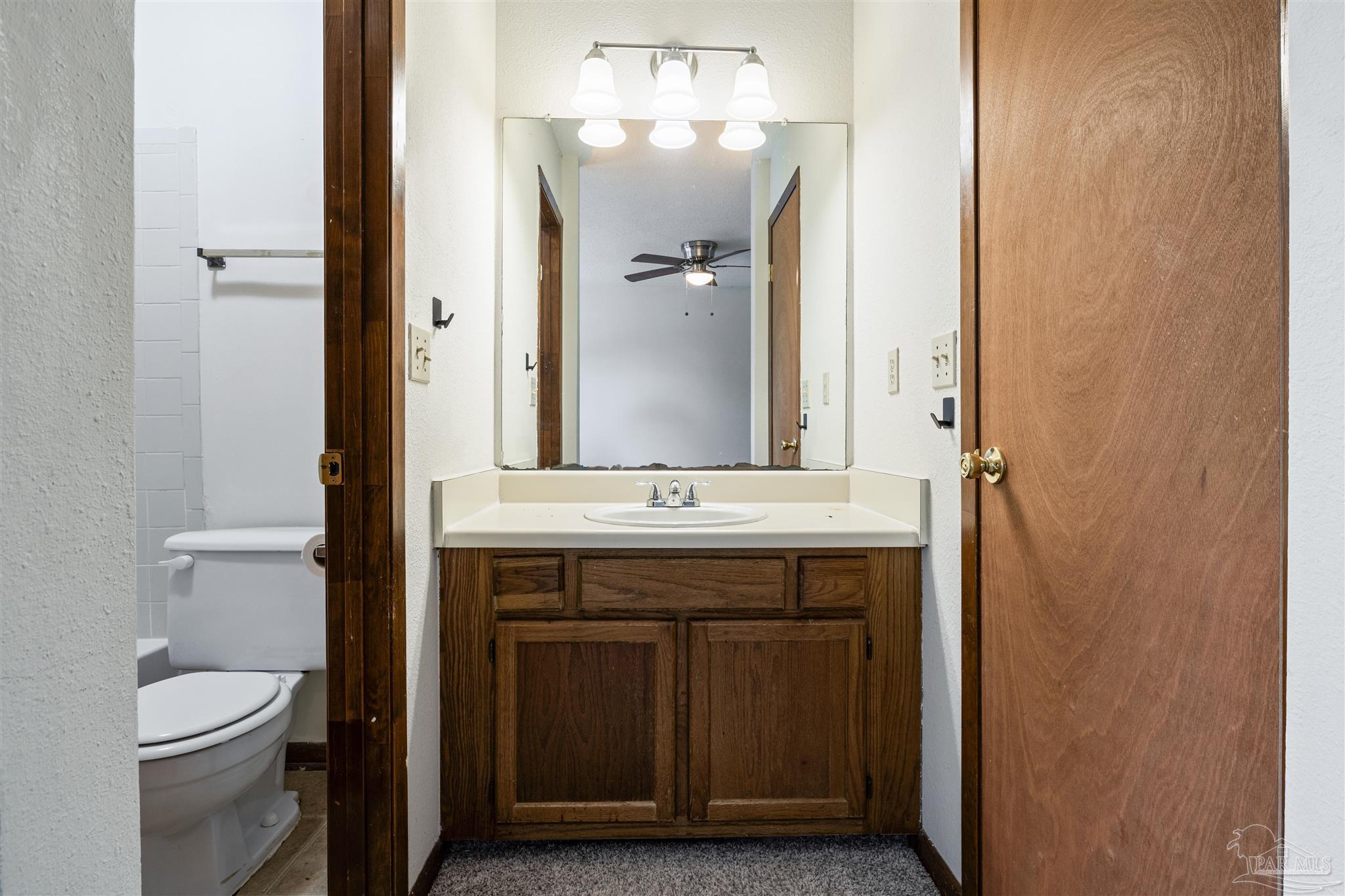 7223 Lago Vista Ct