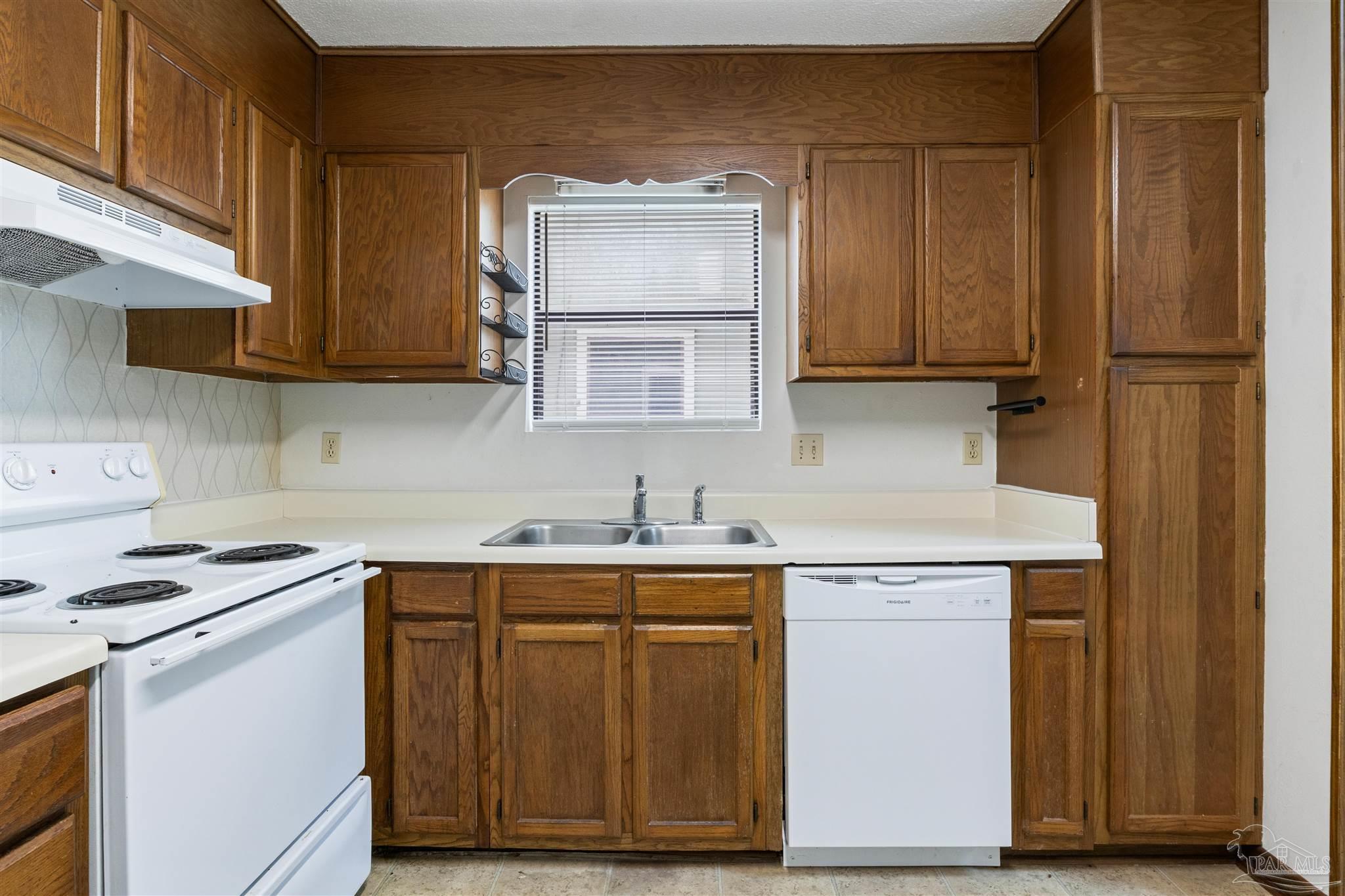 7223 Lago Vista Ct
