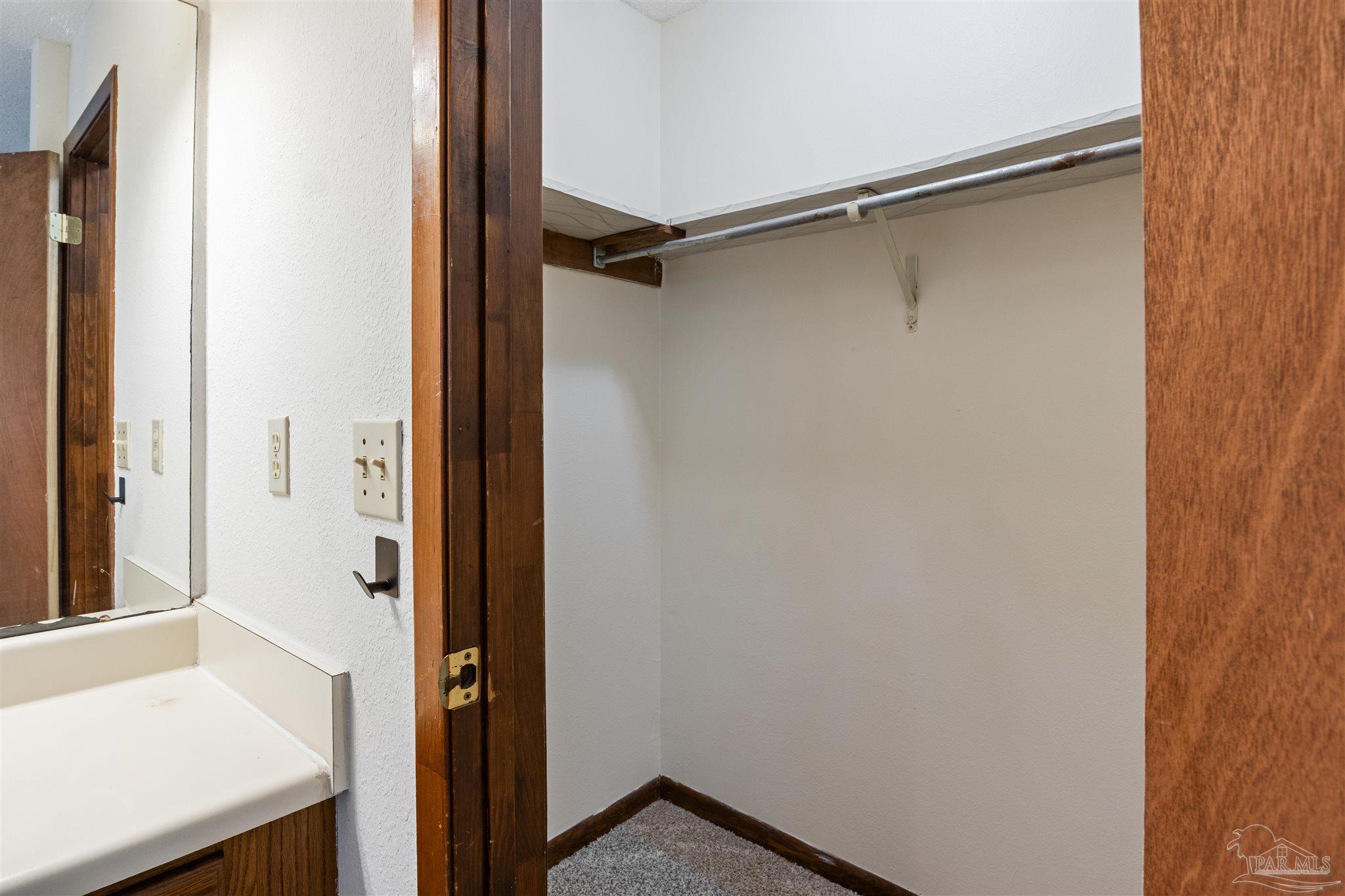 7223 Lago Vista Ct