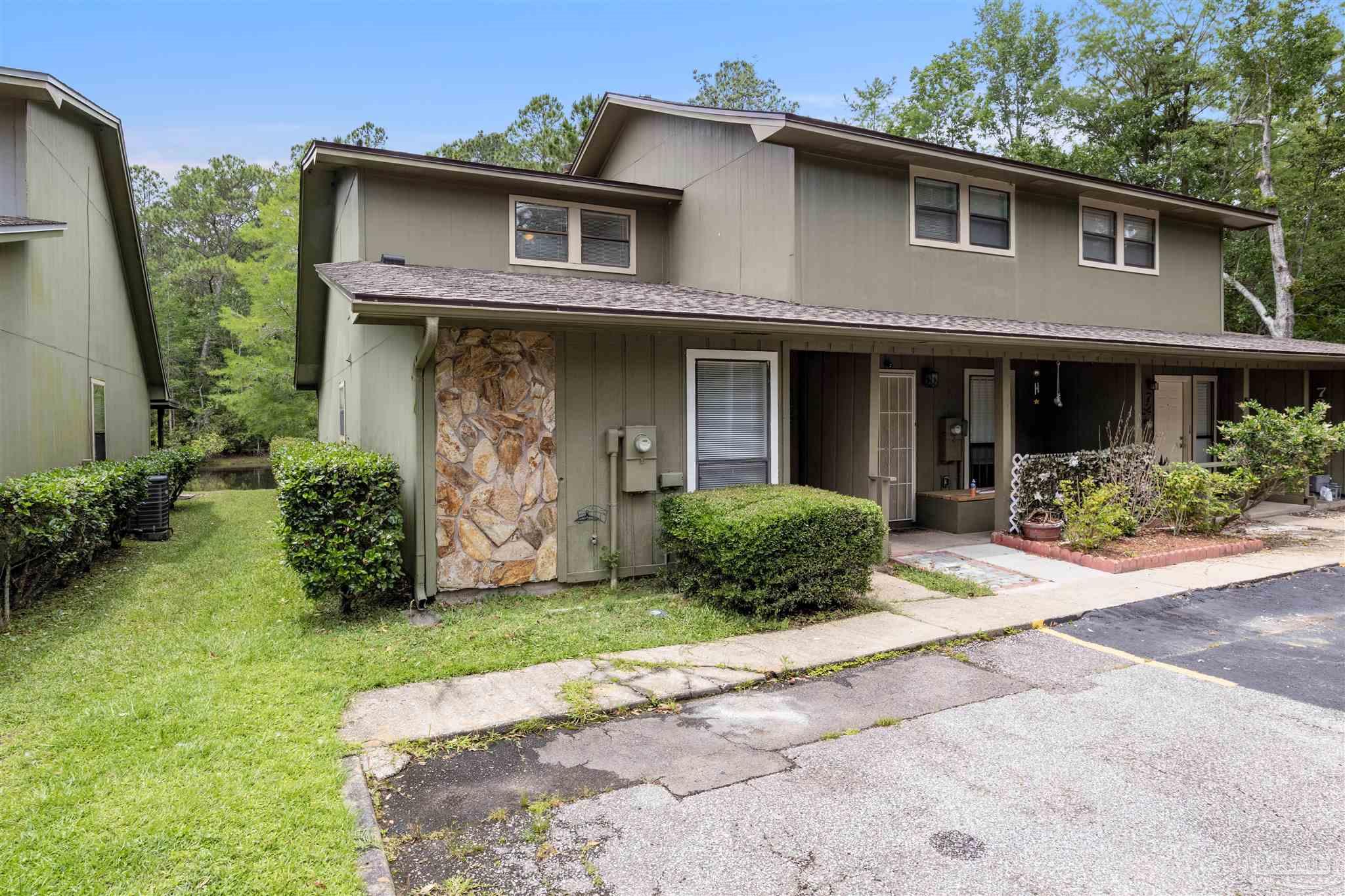 7223 Lago Vista Ct