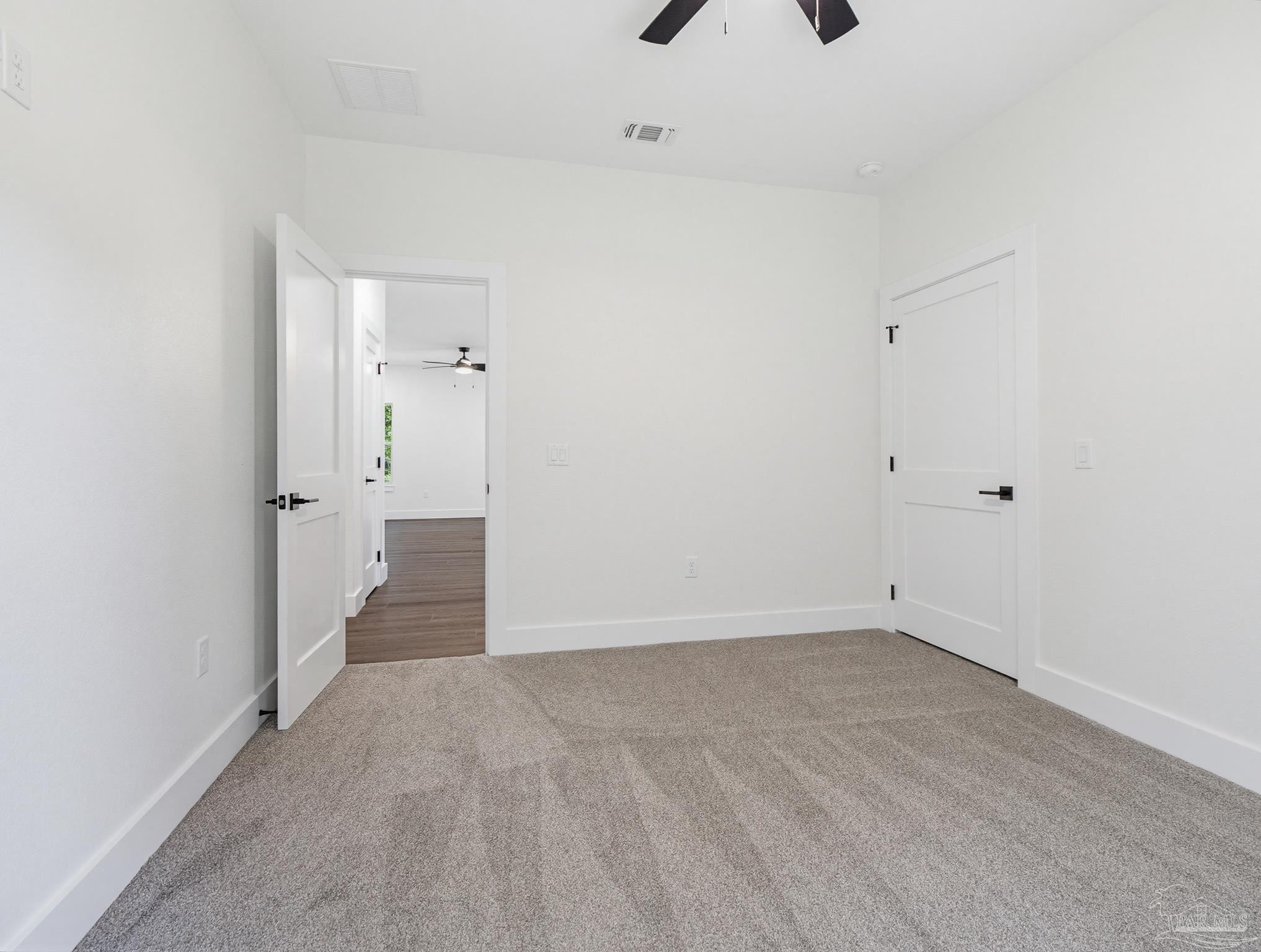 5724 Riviera Dr