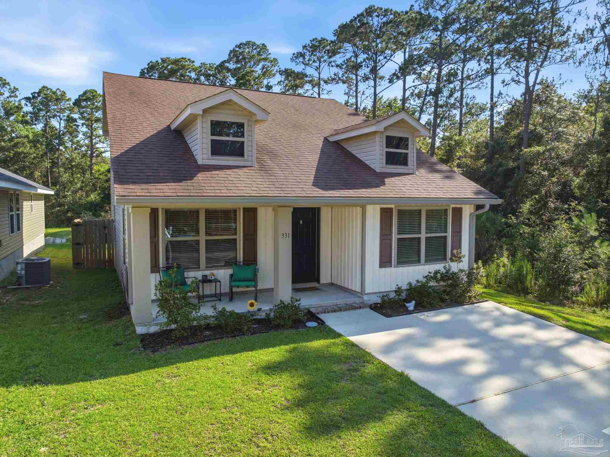 331 Cardinal Cove Ct