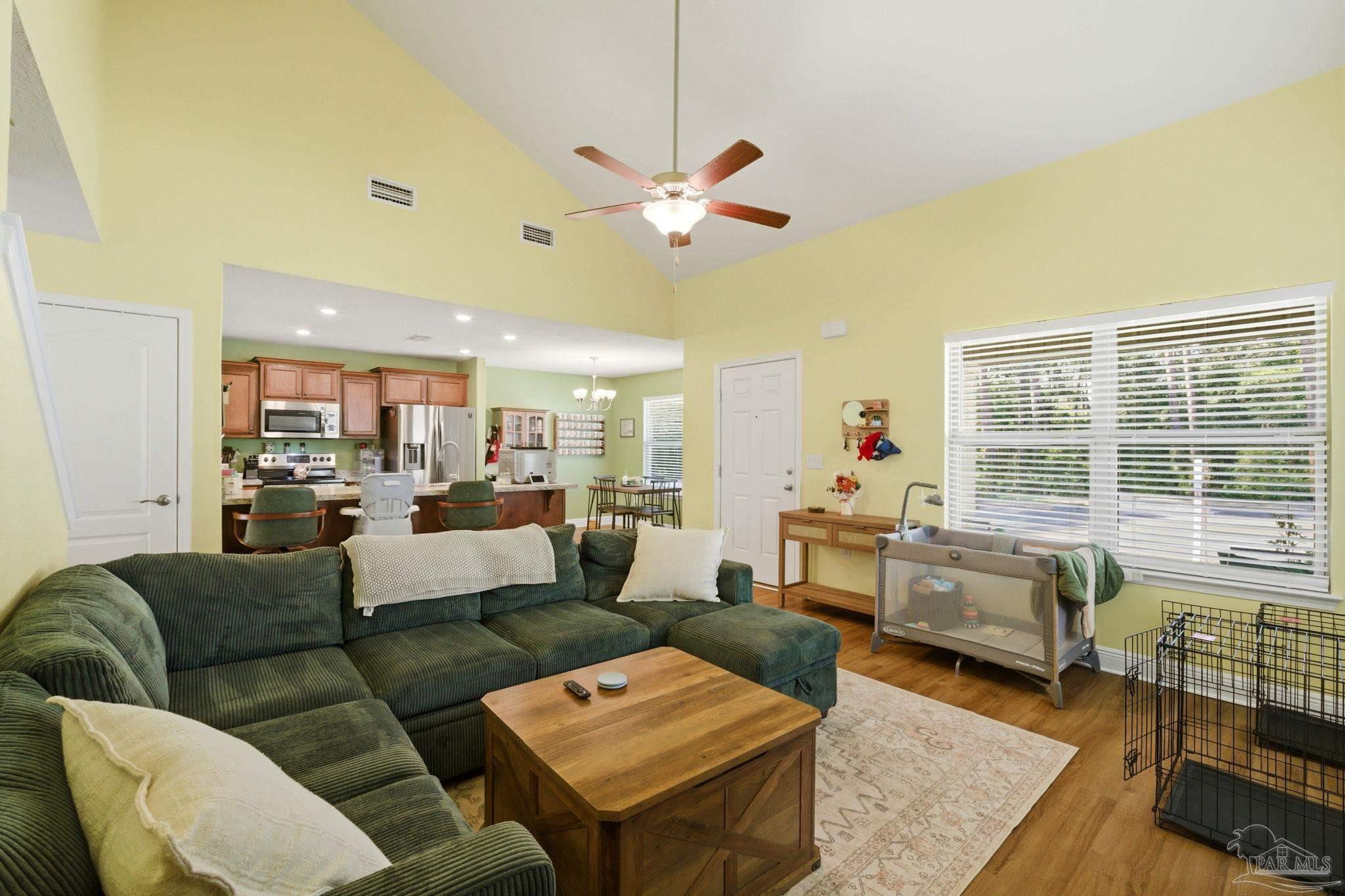 331 Cardinal Cove Ct
