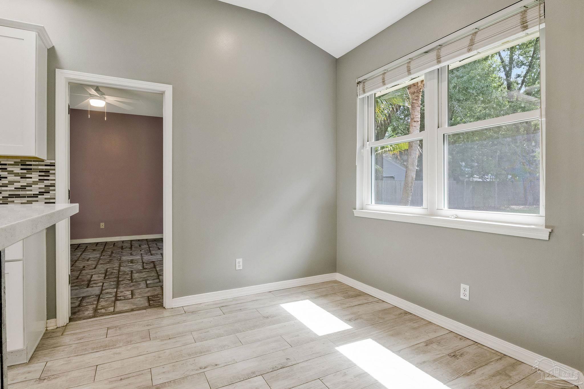 5333 Rowe Trl