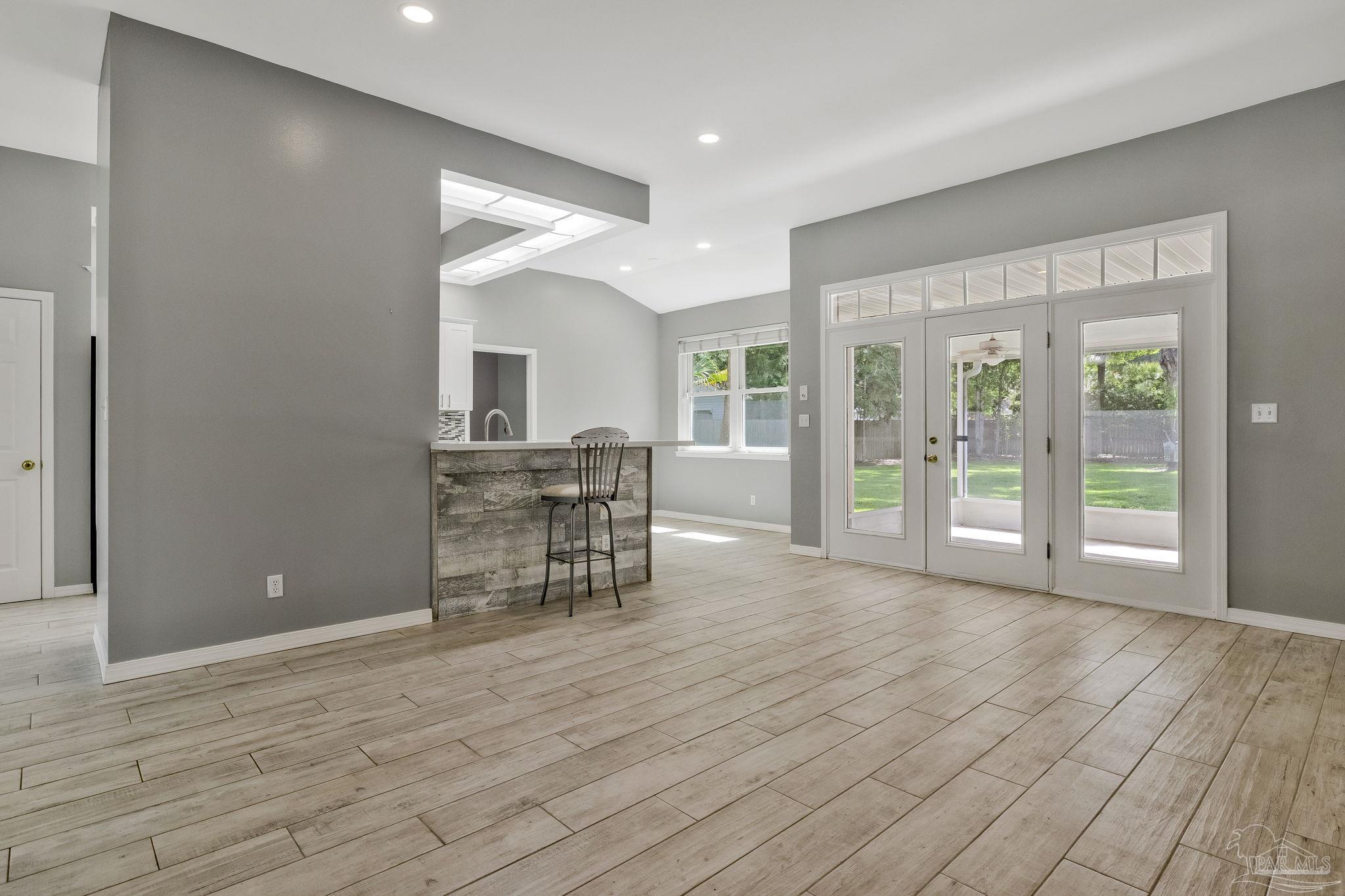 5333 Rowe Trl
