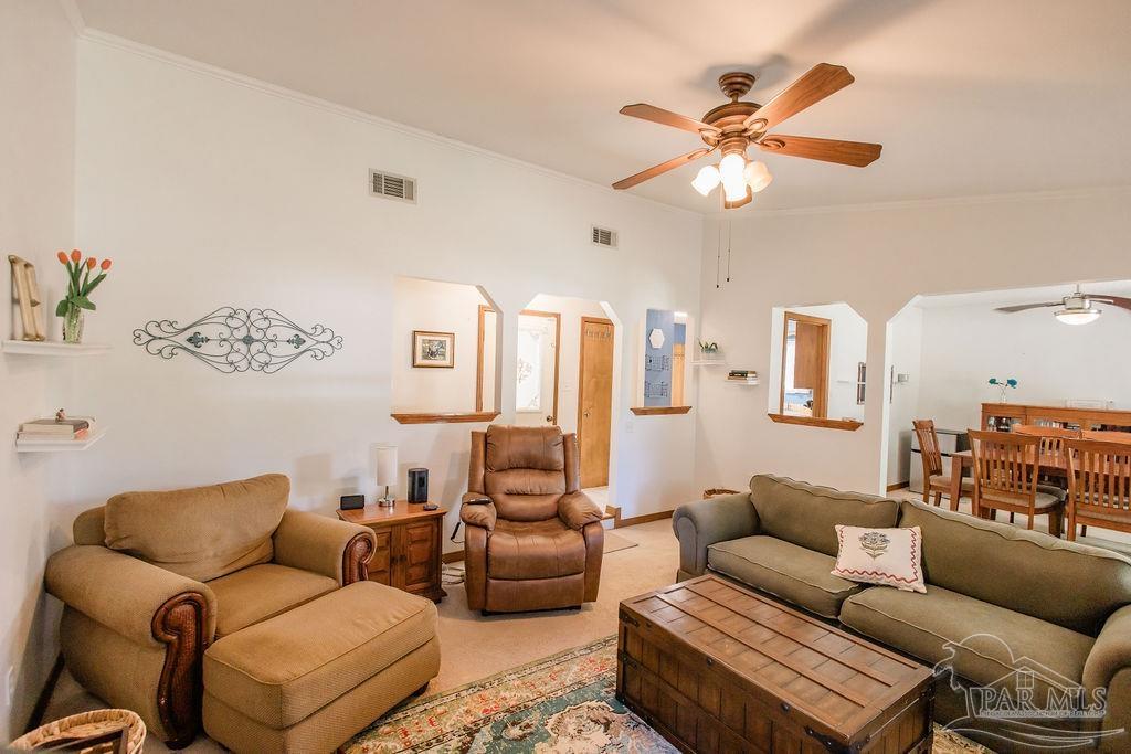2266 Country Place Cir